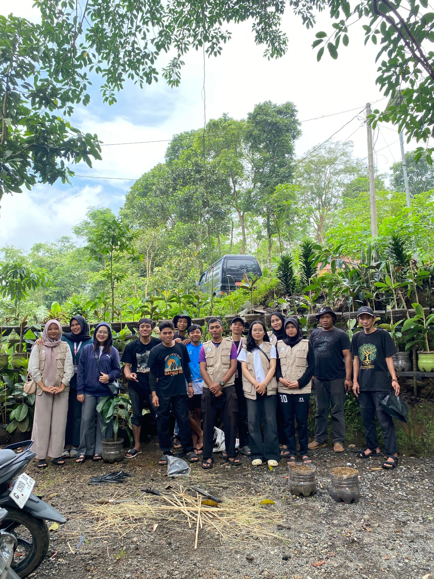 Digitalisasi Wisata Tebing, Piket Harian Pemdes, dan Penyusuran Gunung Jimat