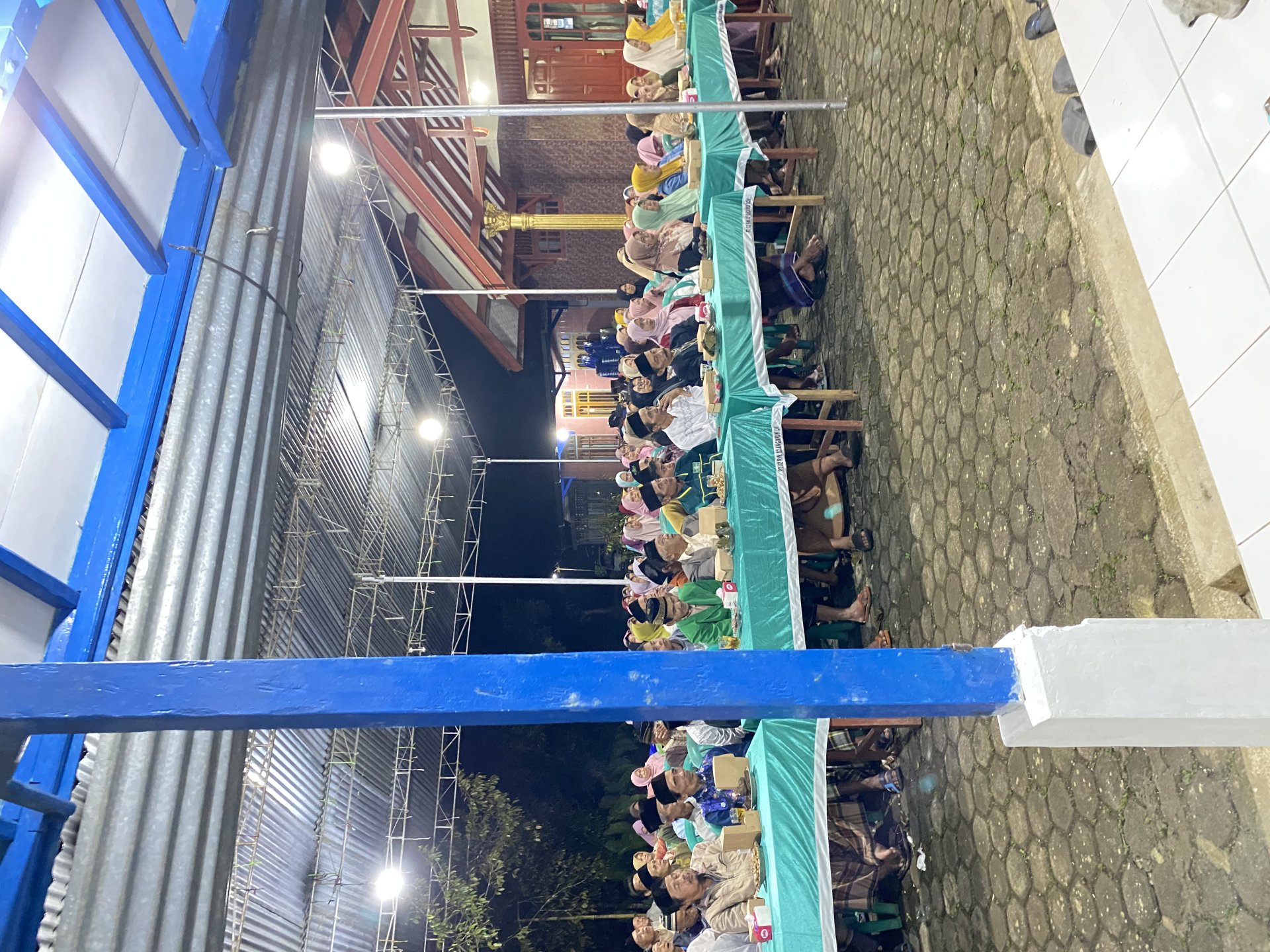 Kegiatan terpadu mahasiswa kkn danbidang kegamaan