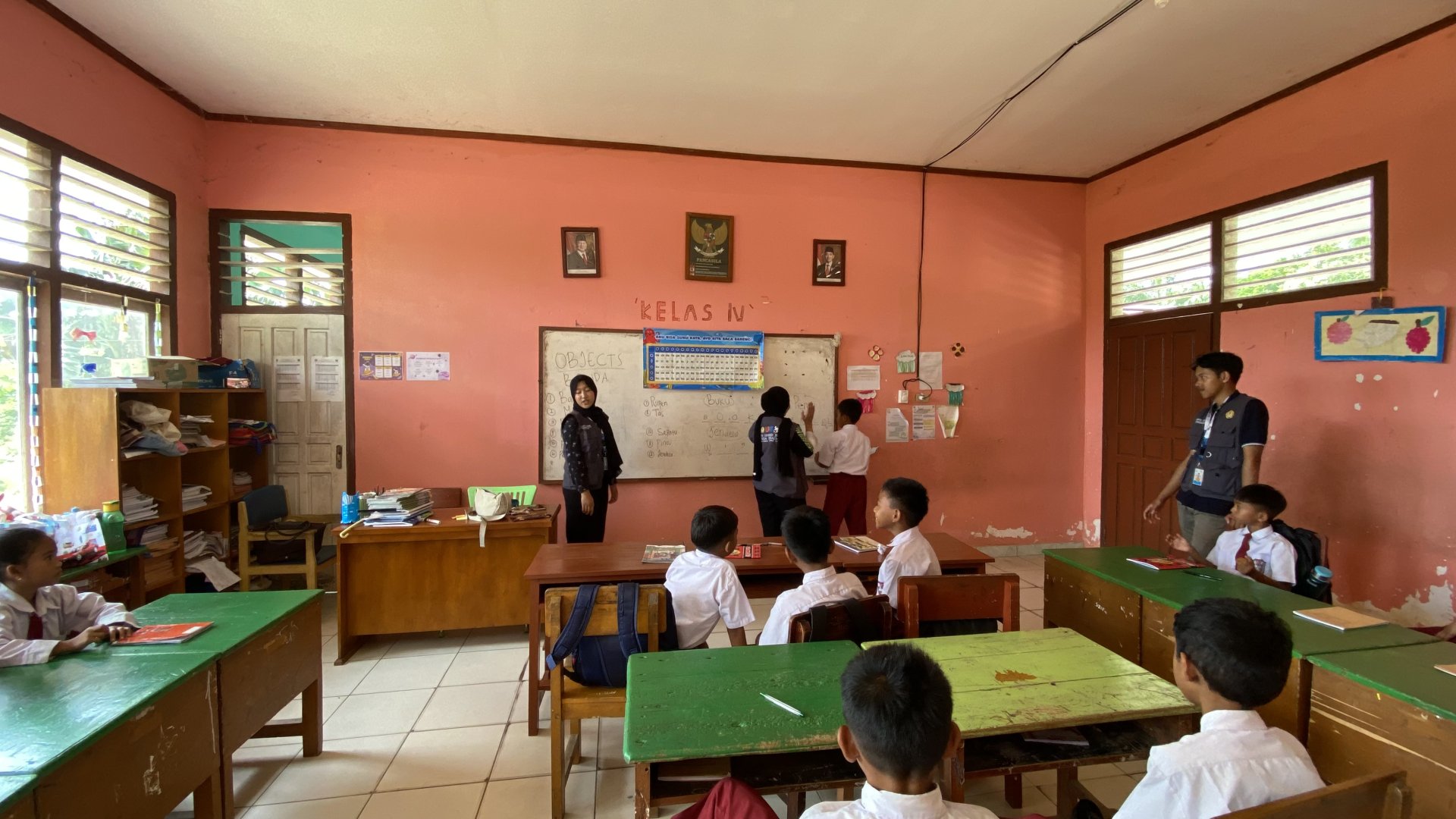 Pelaksanaan Kegiatan Pendidikan dan Persiapan Program Kerja KKN Desa Cendil