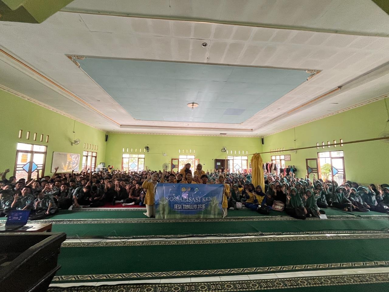 Sosialisasi Motivasi Belajar di SMK N 1 Wadaslintang
