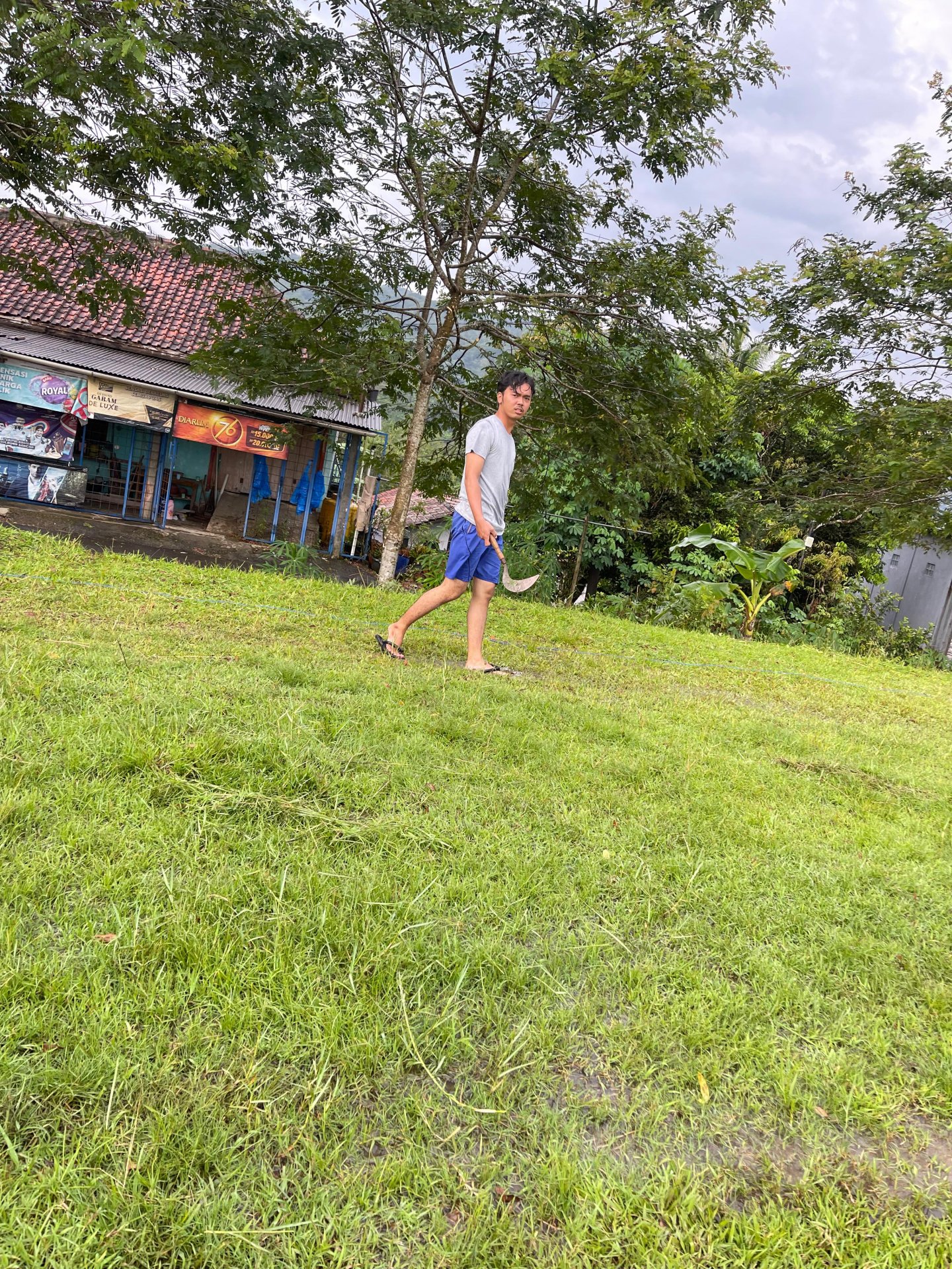 Kerja Bakti di Lapangan Dusun Binangun