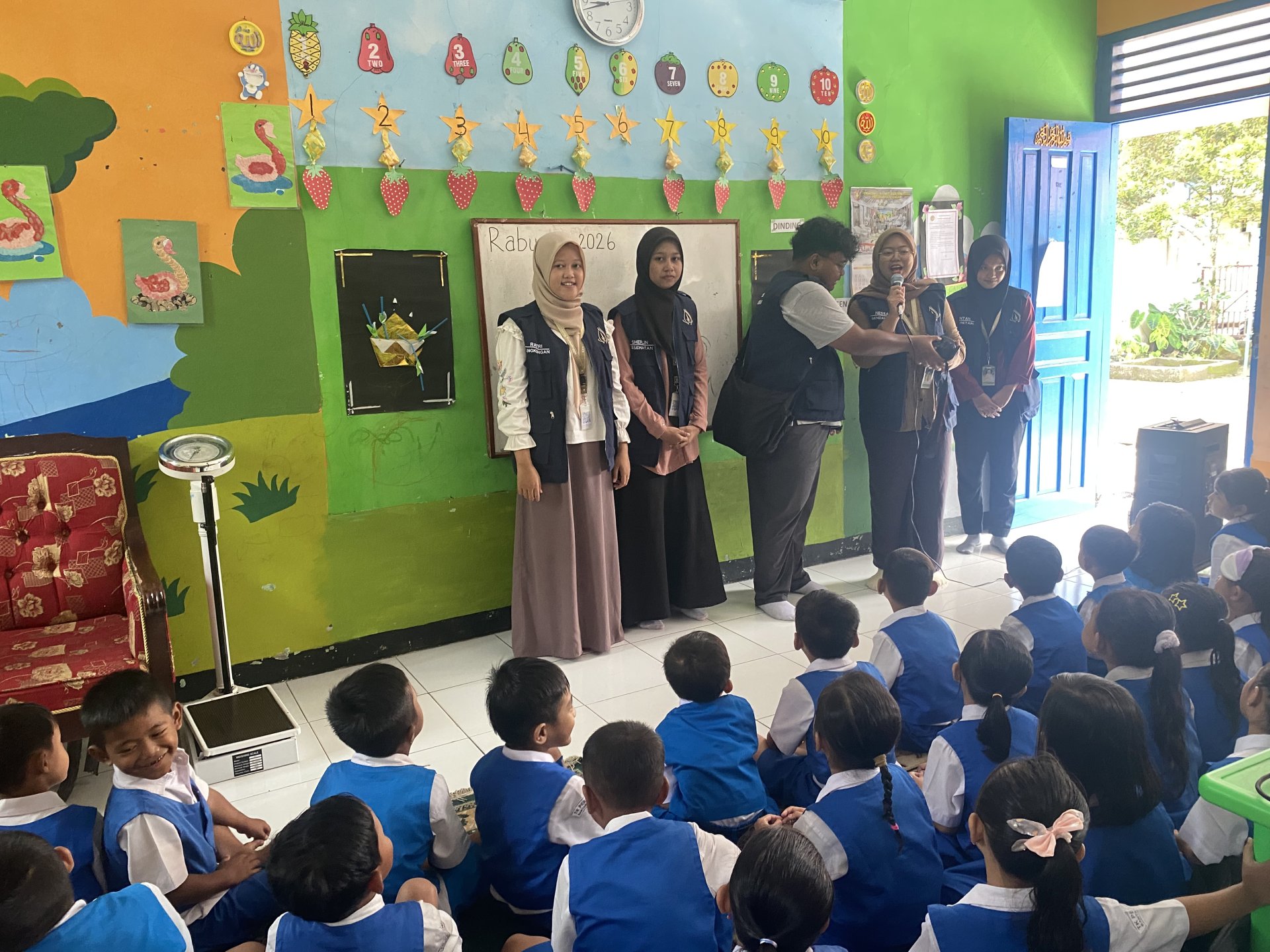 Sosialisasi PHBS dan Praktik Cuci Tangan di TK