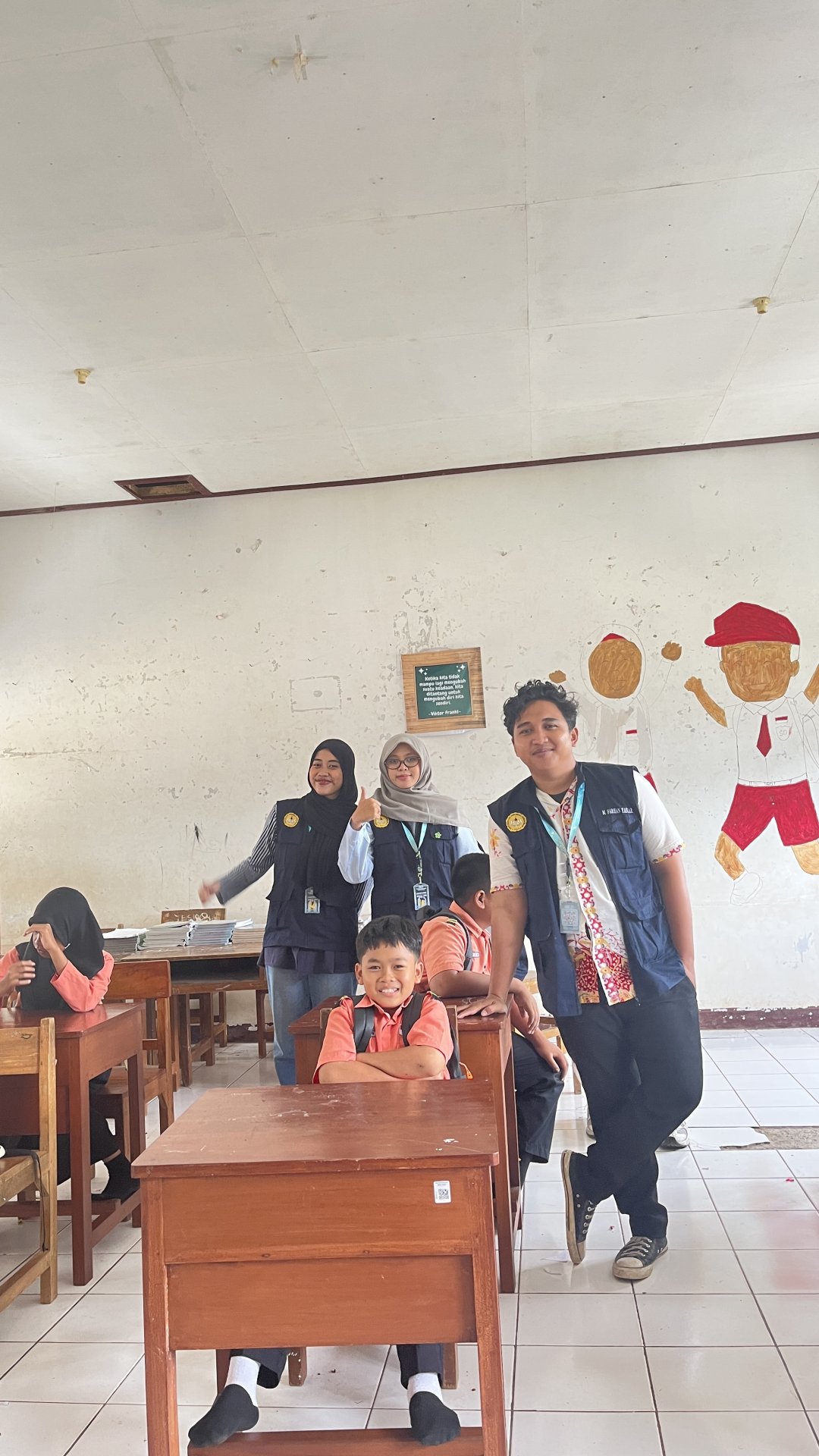 KKN Mengajar Baca Tulis Kelas 1-5 SD N 2 Besuki