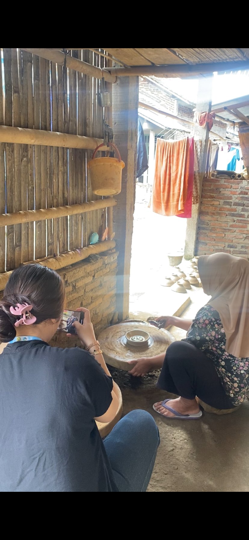 Pembuatan mini clip untuk digitalisasi desa