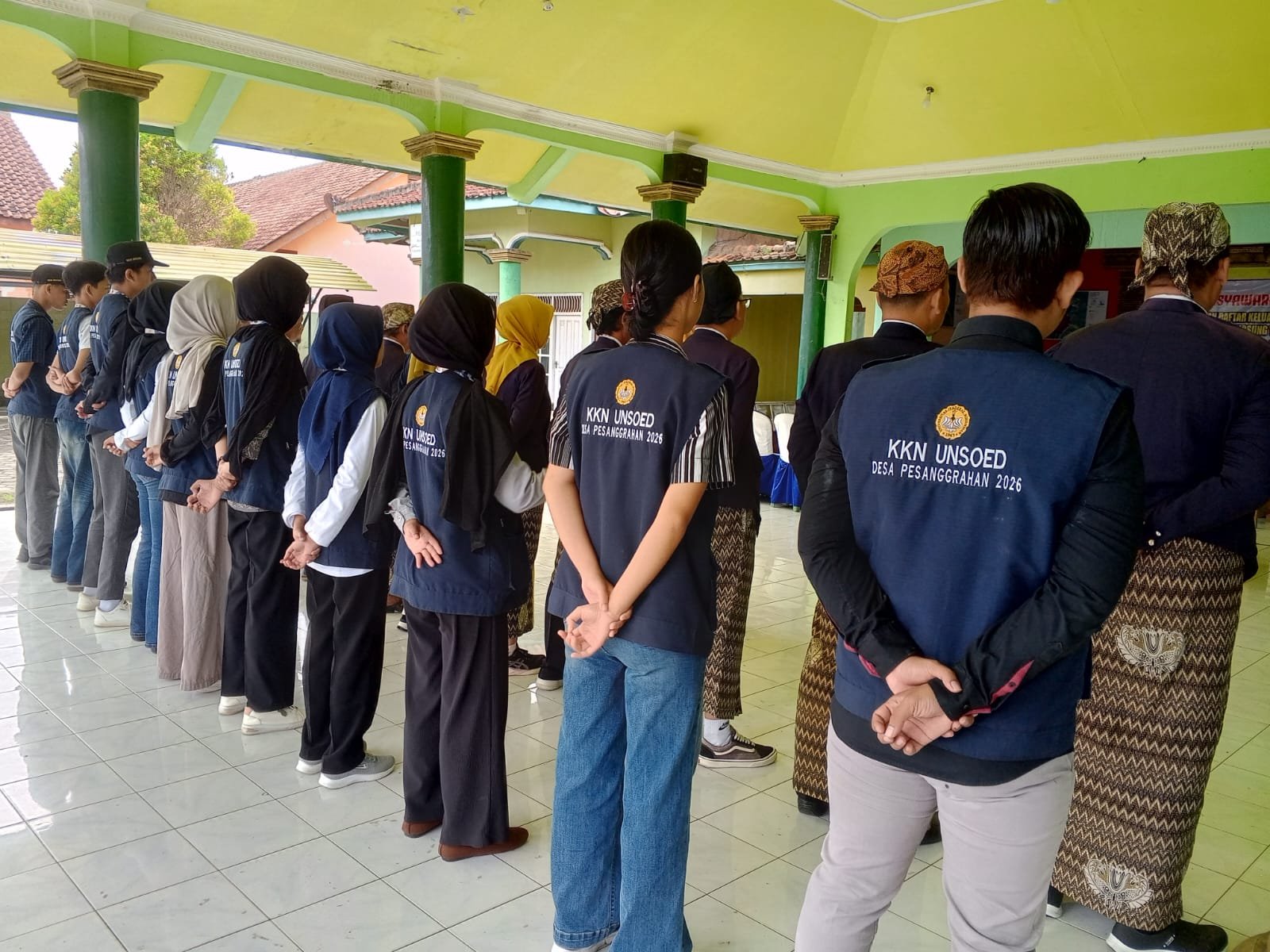 Kegiatan hari ke 15 : Apel pagi di Balai Desa Pesanggrahan