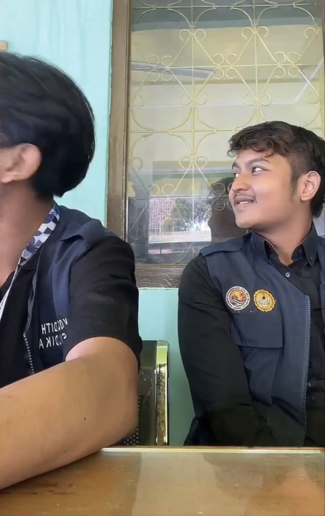 Kegiatan hari ke 15 : Piket Balai Desa