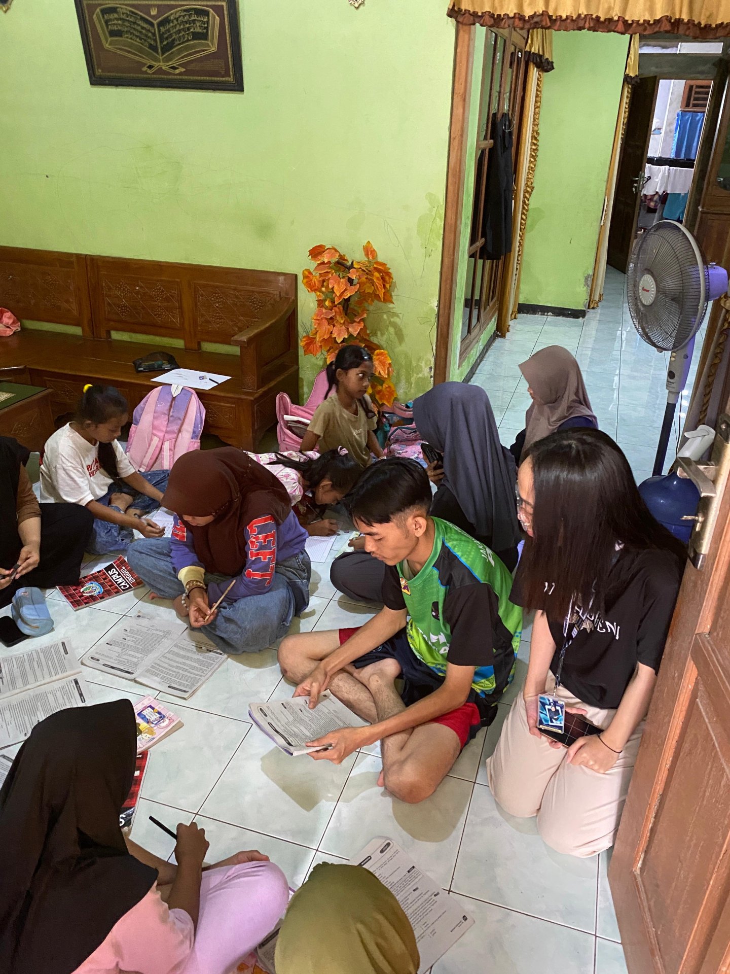 Bimbingan Belajar Bersama Anak SD