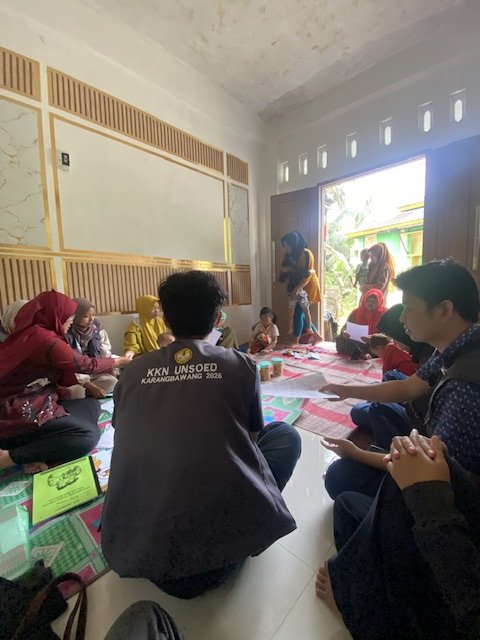 Mendampingi balita dan sosialisasi stanting