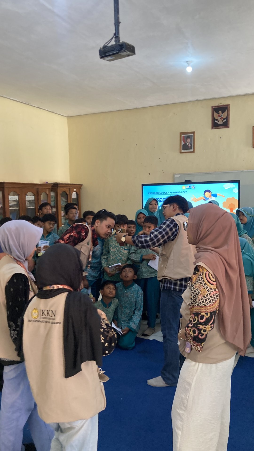 Sosialisasi Mitigasi dan Adaptasi Kebencanaan dan Penelusuran Wilayah Rawan Longsot