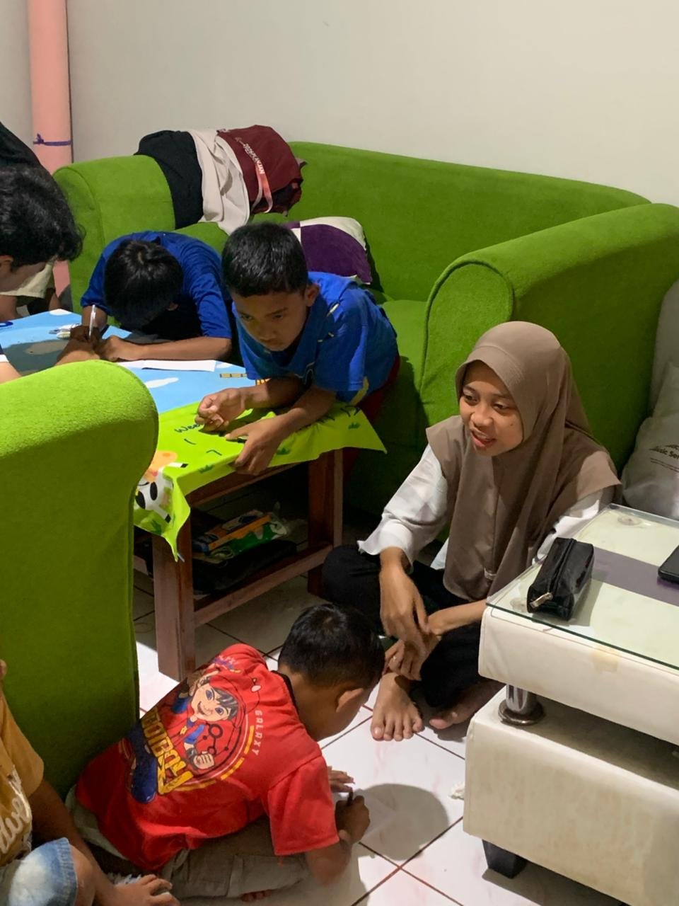 Bimbel : Pintar itu seru!