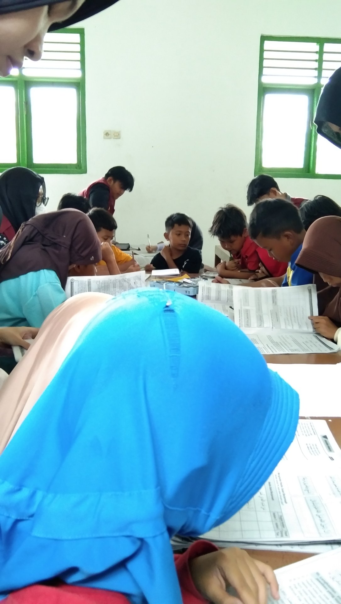 Kelompok belajar kelas 3 dan 4