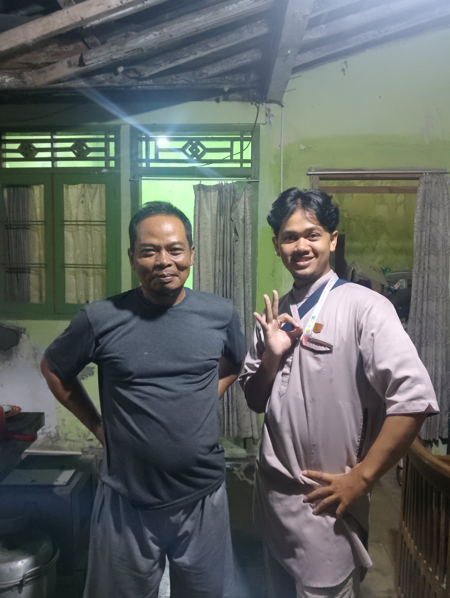 Kunjungan ke Pak Tomo