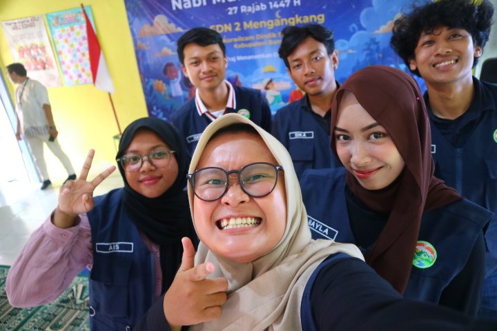 Hari ke 16 - Gema Shalawat dan Hikmah Isra Mi'raj 1447 H di SDN 2 Mengangkang