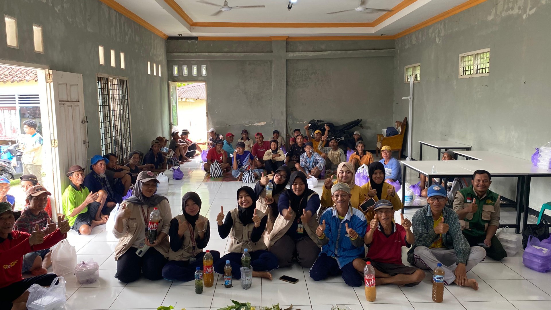 Hari 16 - Sosialisasi Pembuatan Biopestisida, Biodekomposer, dan Compost Tea