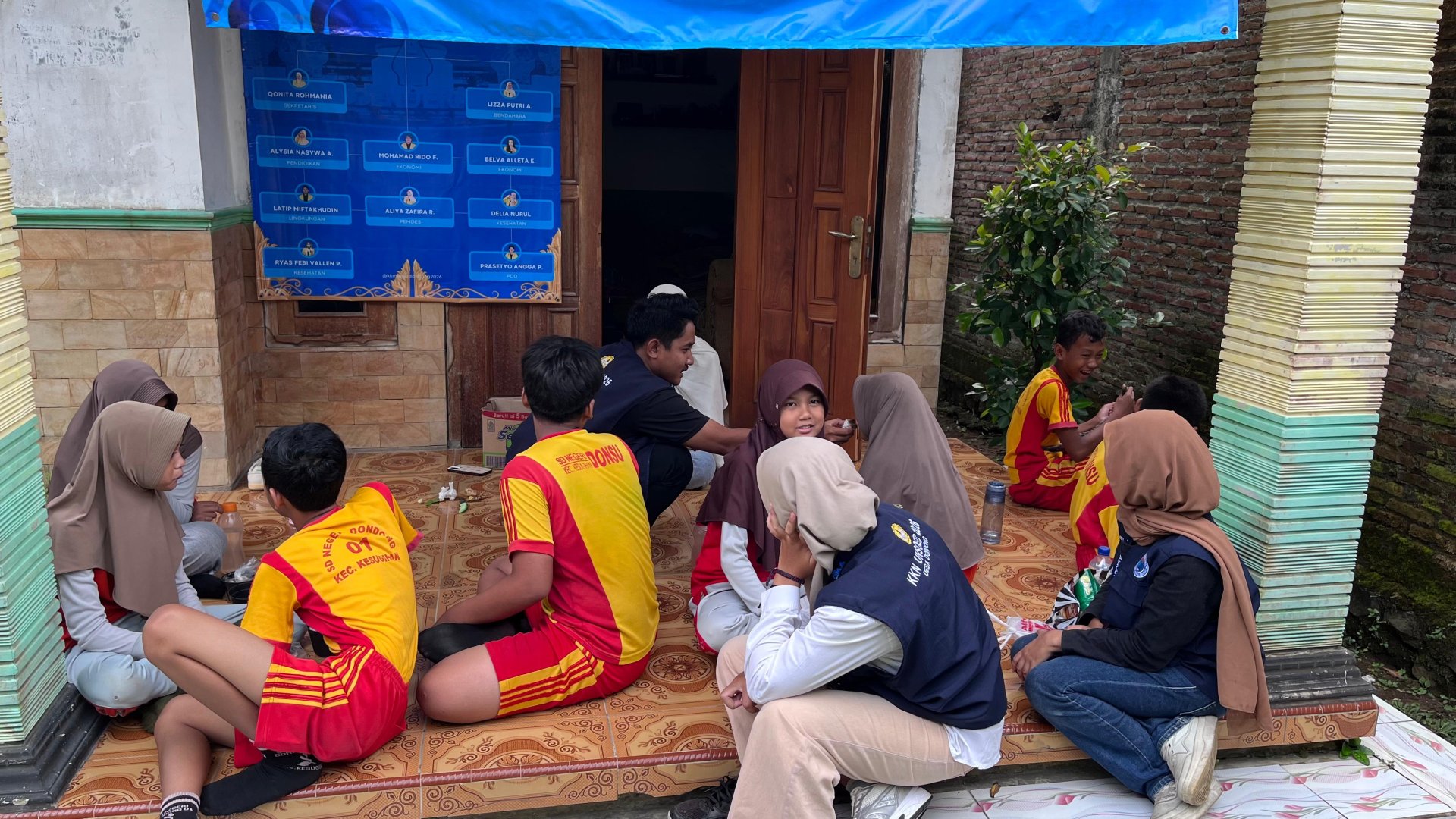 Sekolah alam Dan sosialisasi PHBS