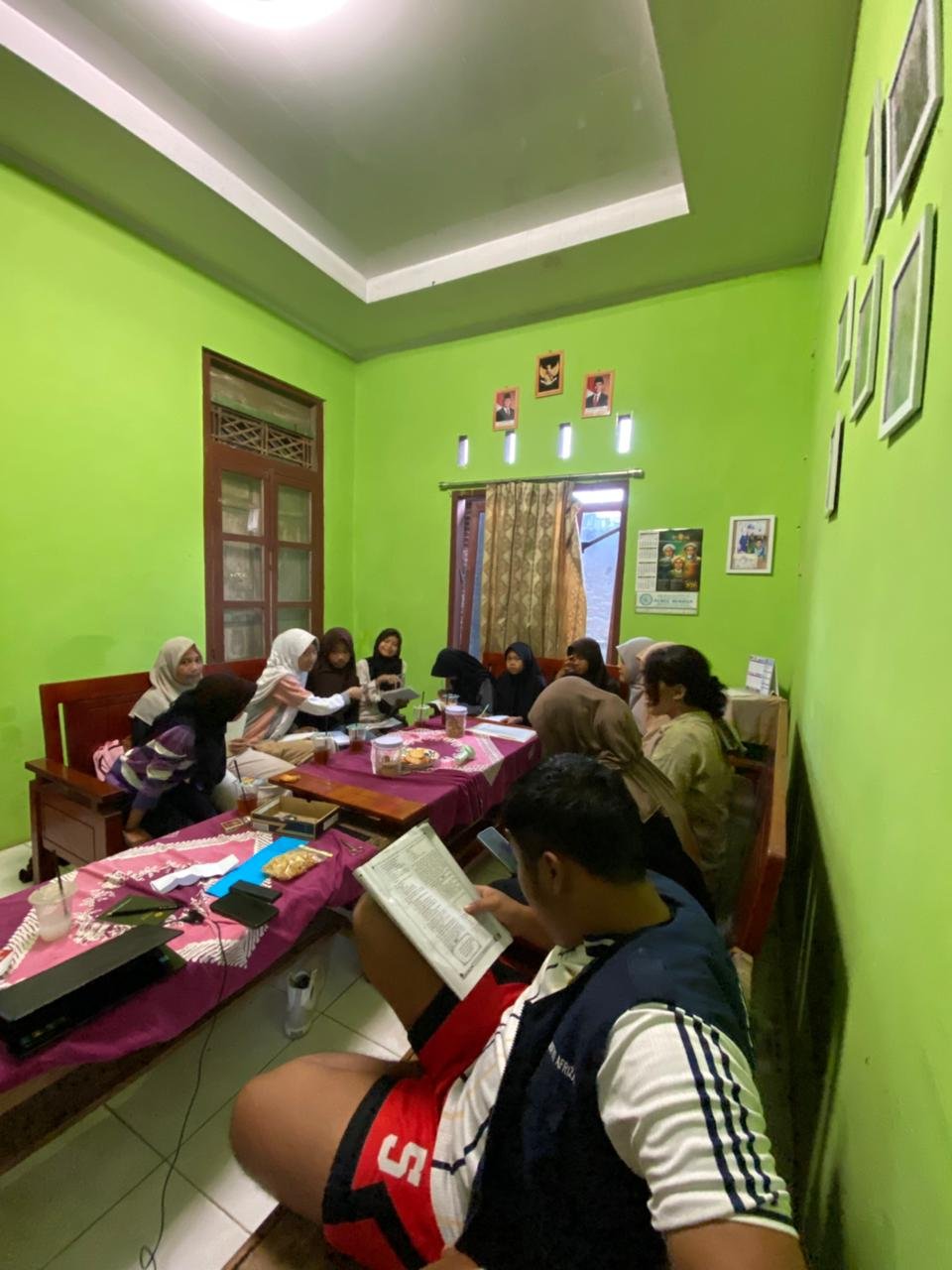 DAY 17 KKN - BIMBINGAN BELAJAR SISWA