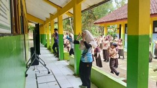 Senam Bersama di SD N 2 Karangbawang