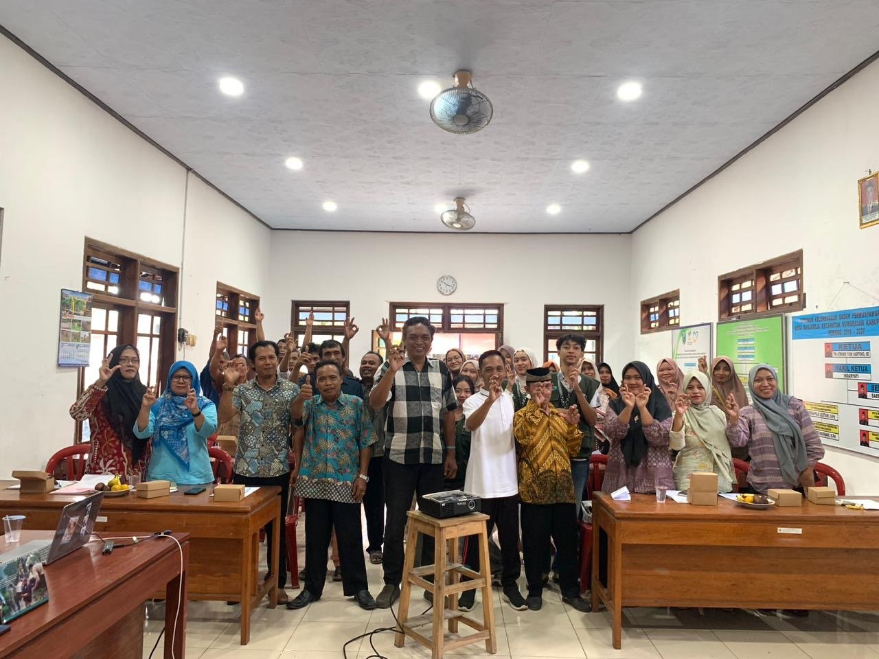 Sosialisasi Keterbukaan Informasi Publik berbasis Desil dan Kis