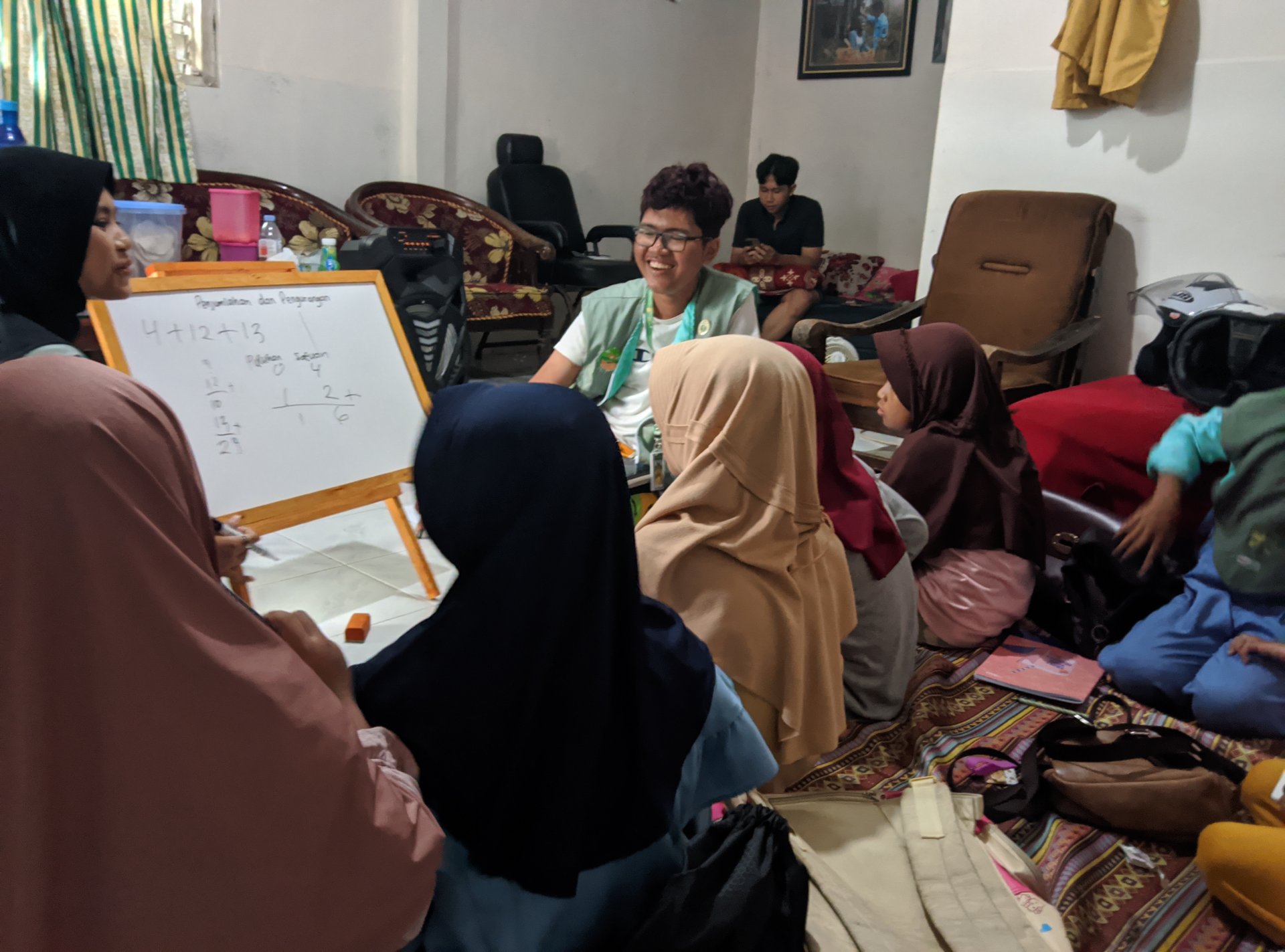 Kegiatan Bimbingan Belajar Matematika.