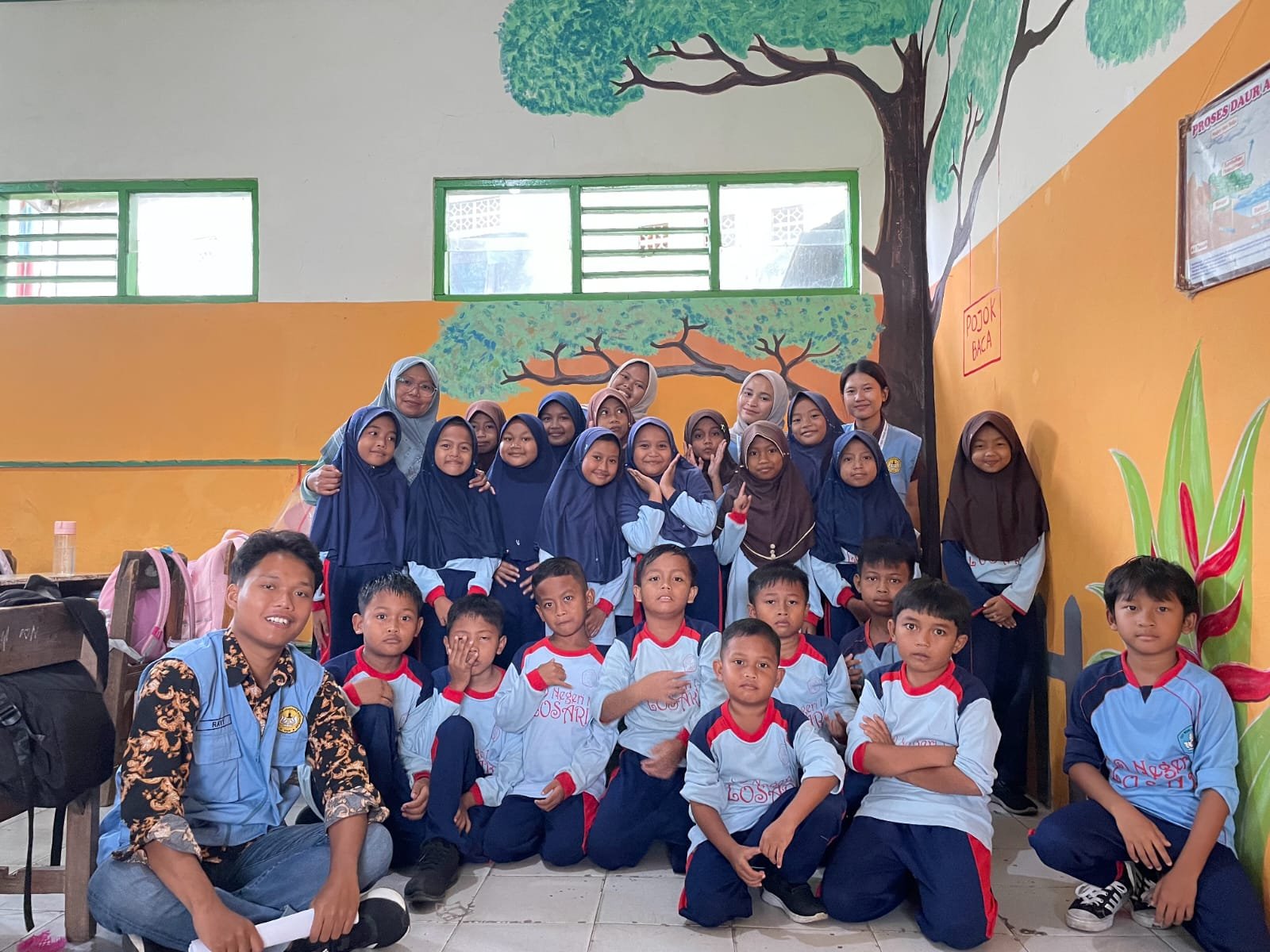 kegiatan literasi di SDN 1 Losari