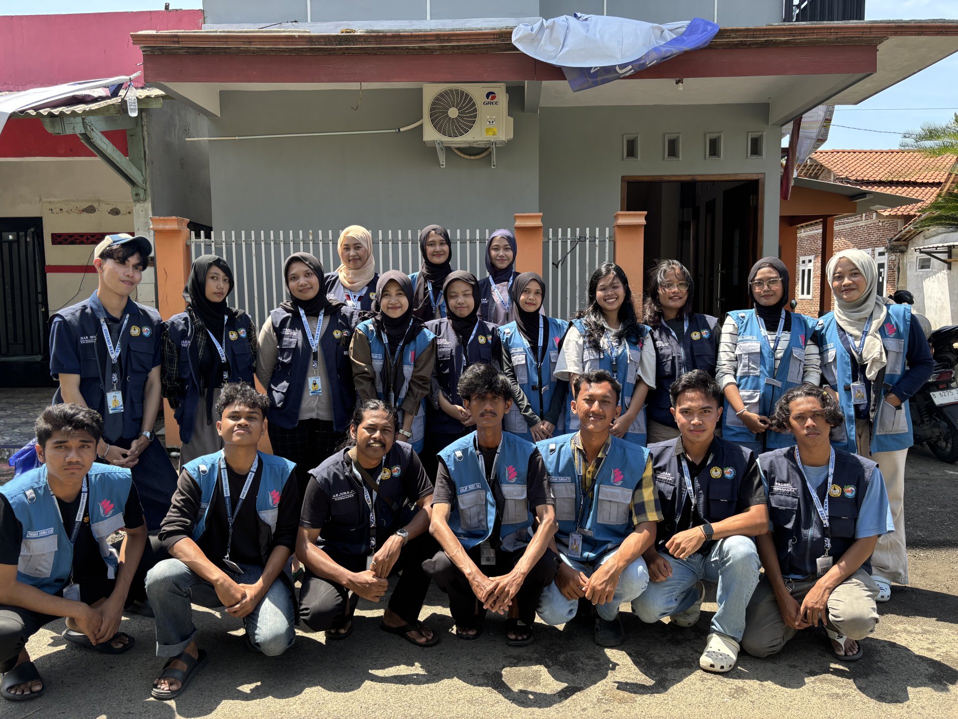 KKN DAY 18 - Bersilaturahmi ke Kelompok KKN Desa Kalisabuk