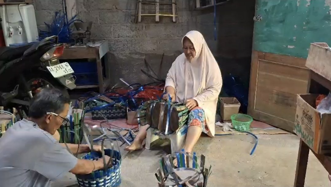 Berkunjung ke UMKM di Desa Trimulyo