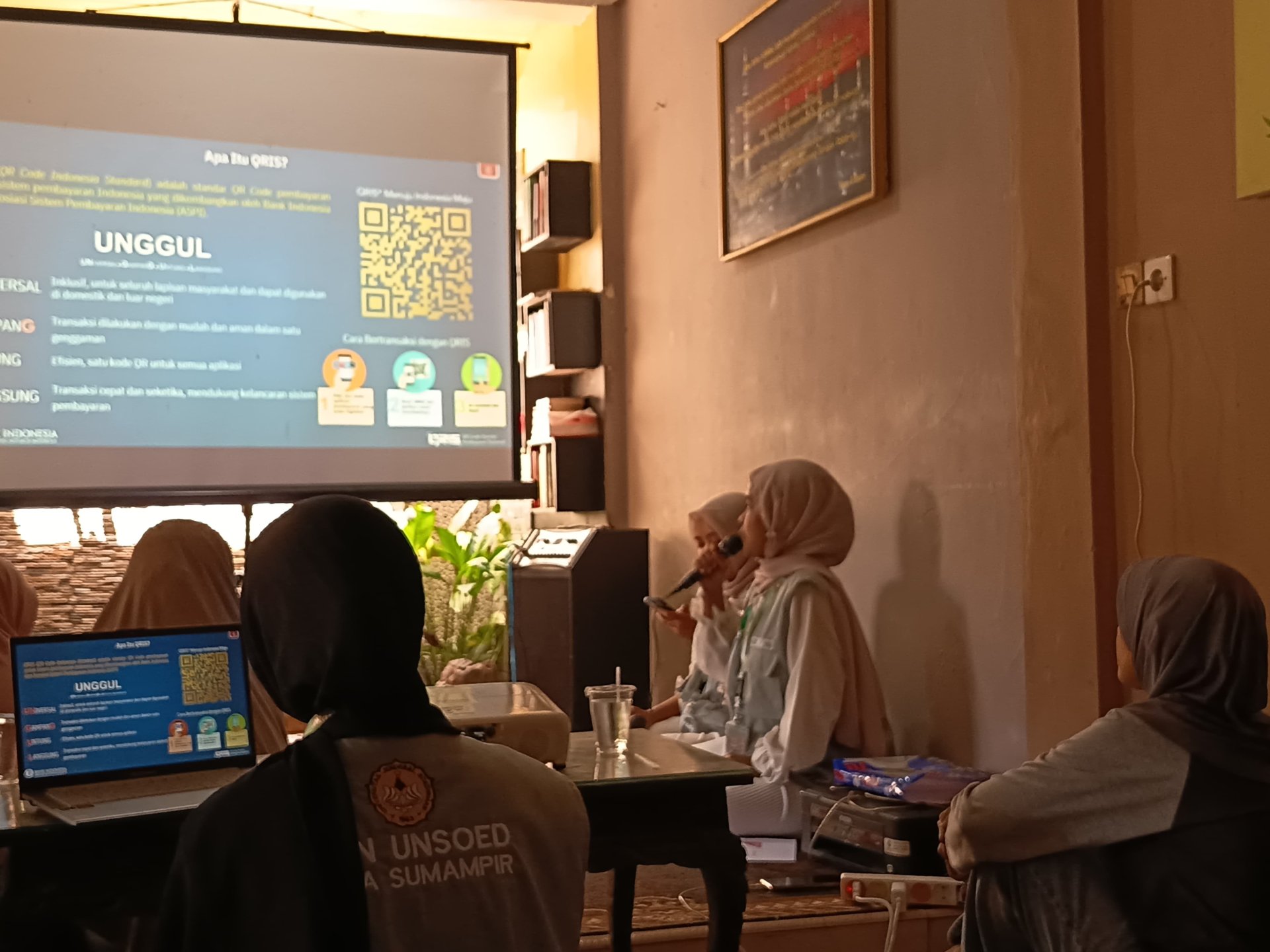 Sosialisasi dan Pendampingan QRIS di RW 002