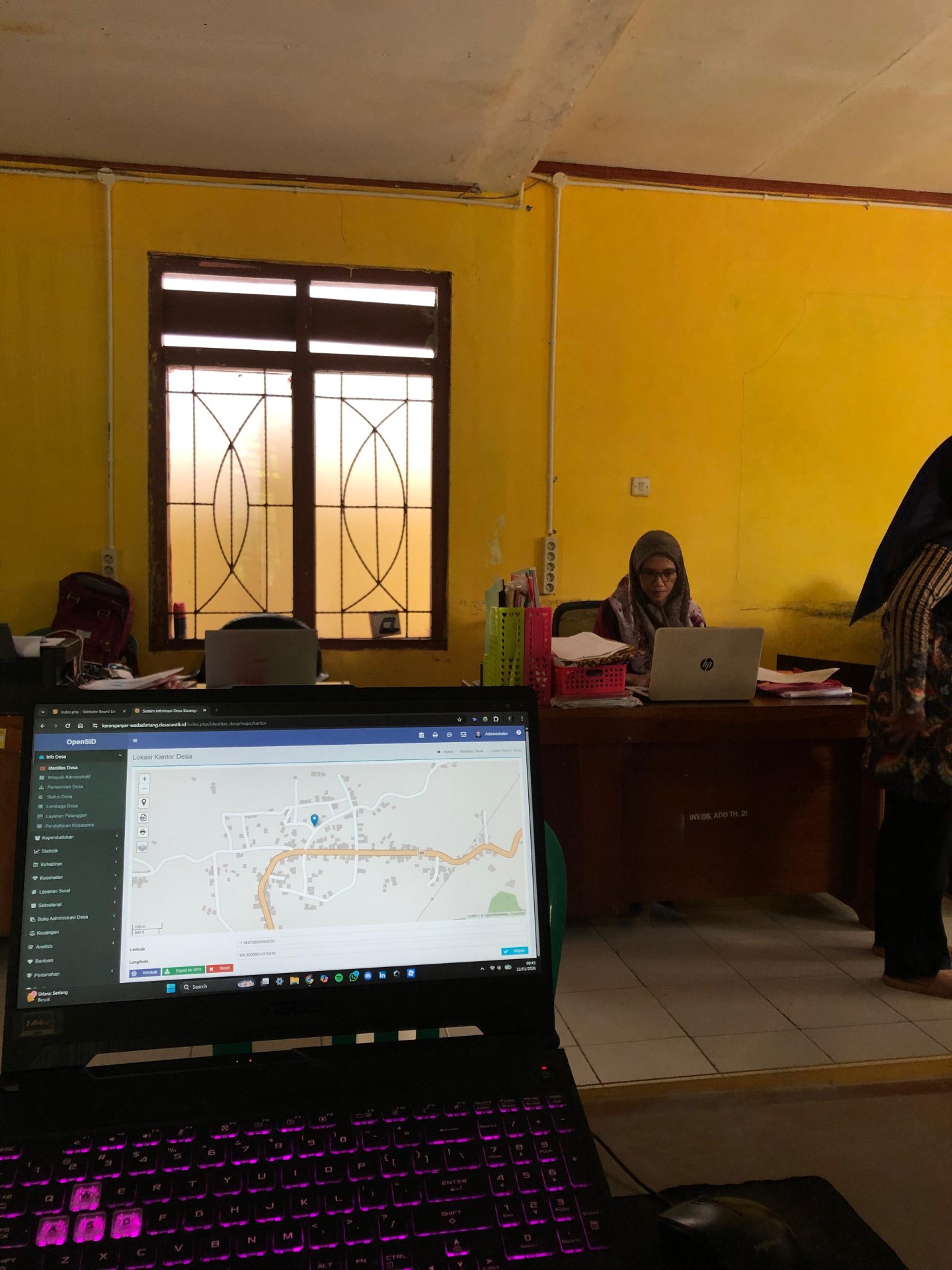 Bidang Pemerintahan Desa : Piket Kantor Desa