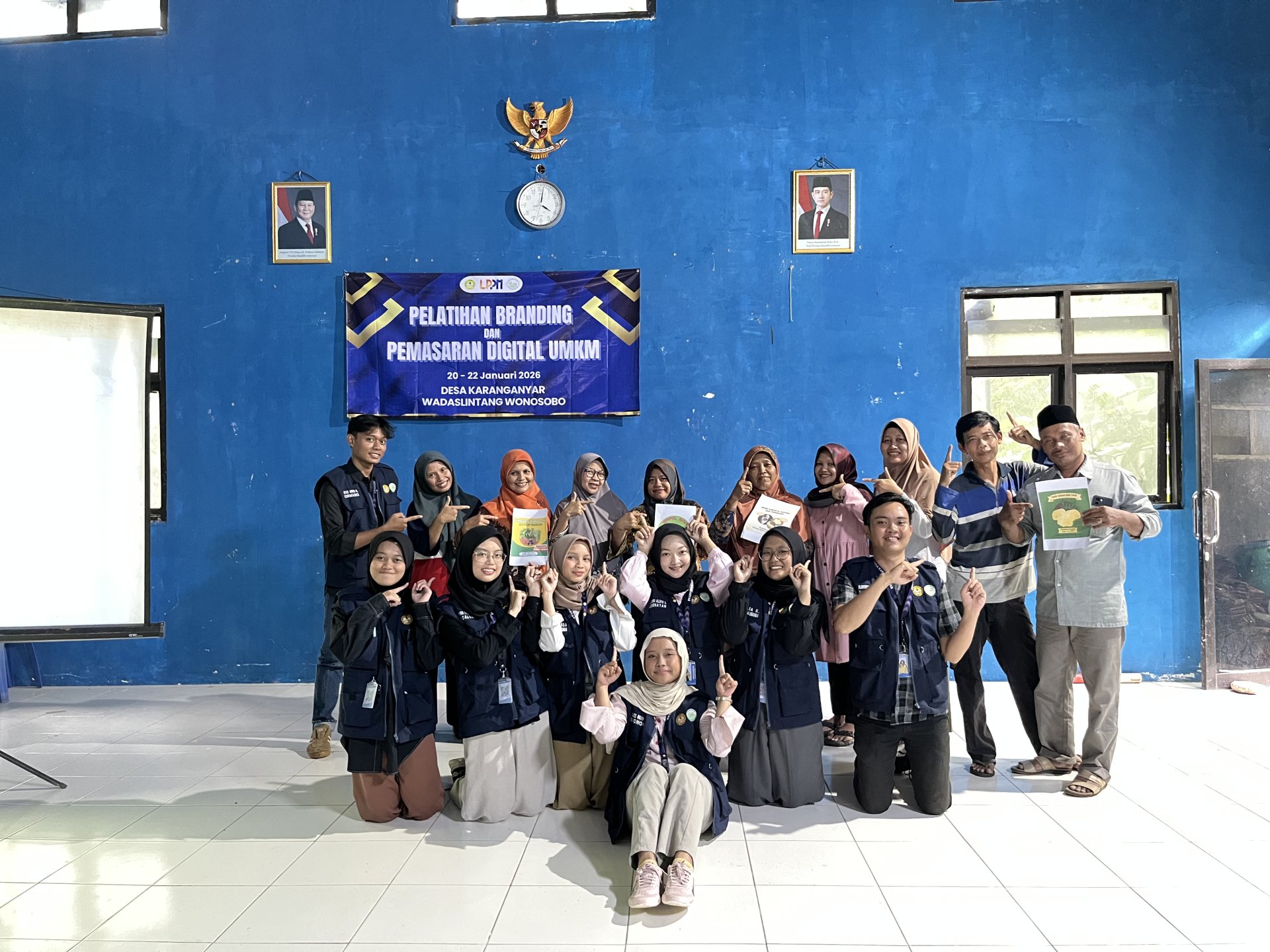 Bidang Ekonomi : Pelatihan Branding dan Pemasaran Digital UMKM