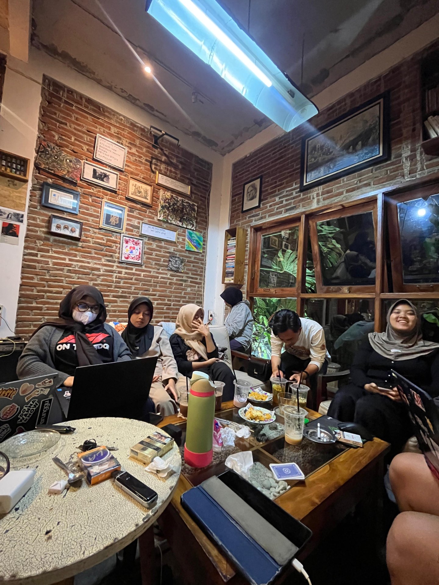 2. Diskusi Persiapan Kegiatan Senam dan Pembuatan Pupuk Organik Cair