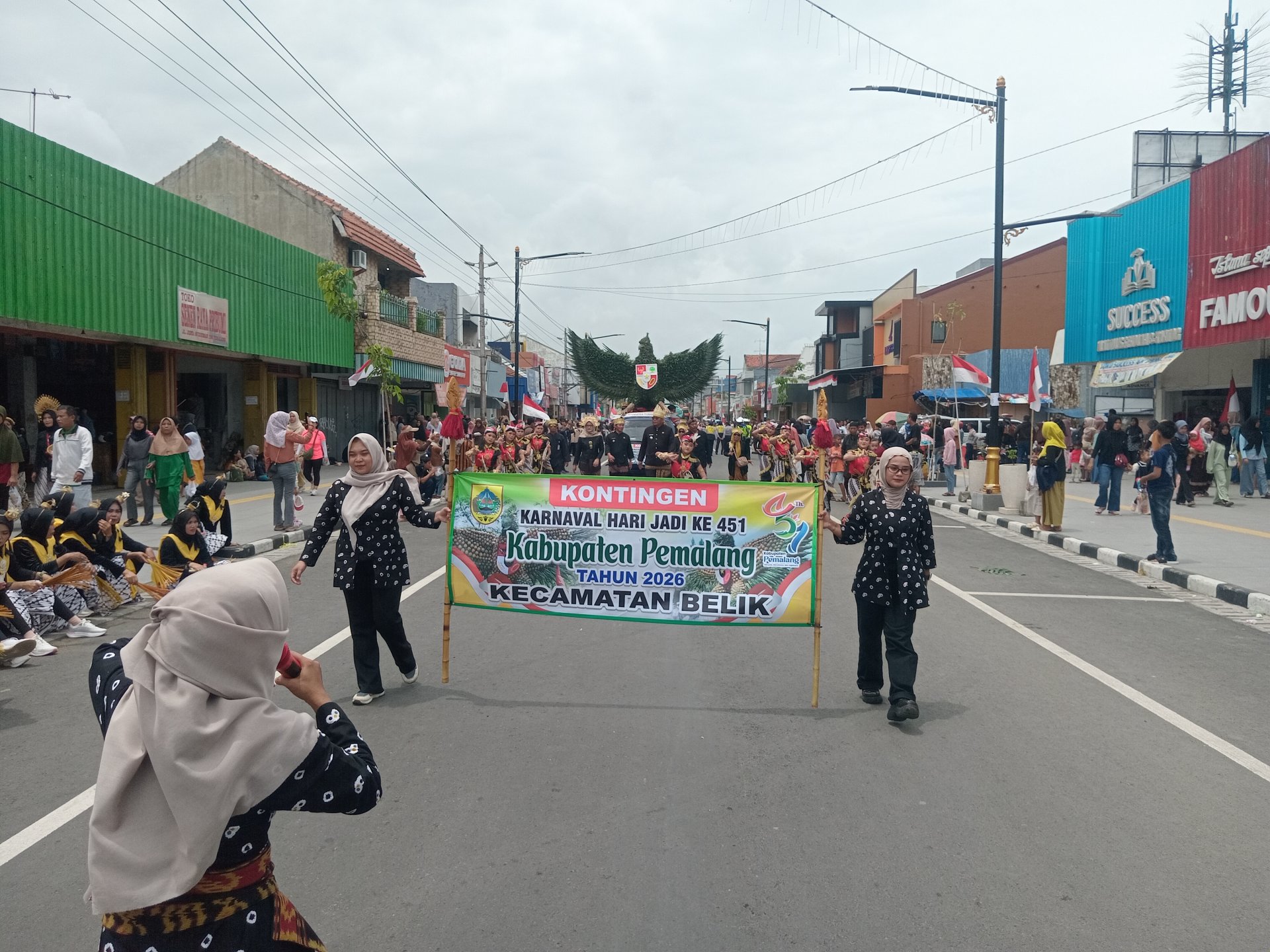 Membantu dokumentasi Hut pemalang 451