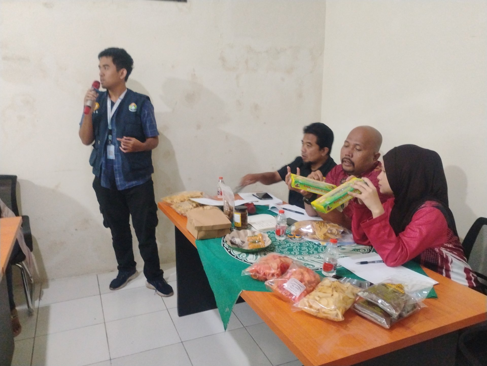 Presentasi UMKM di Kecamatan Belik
