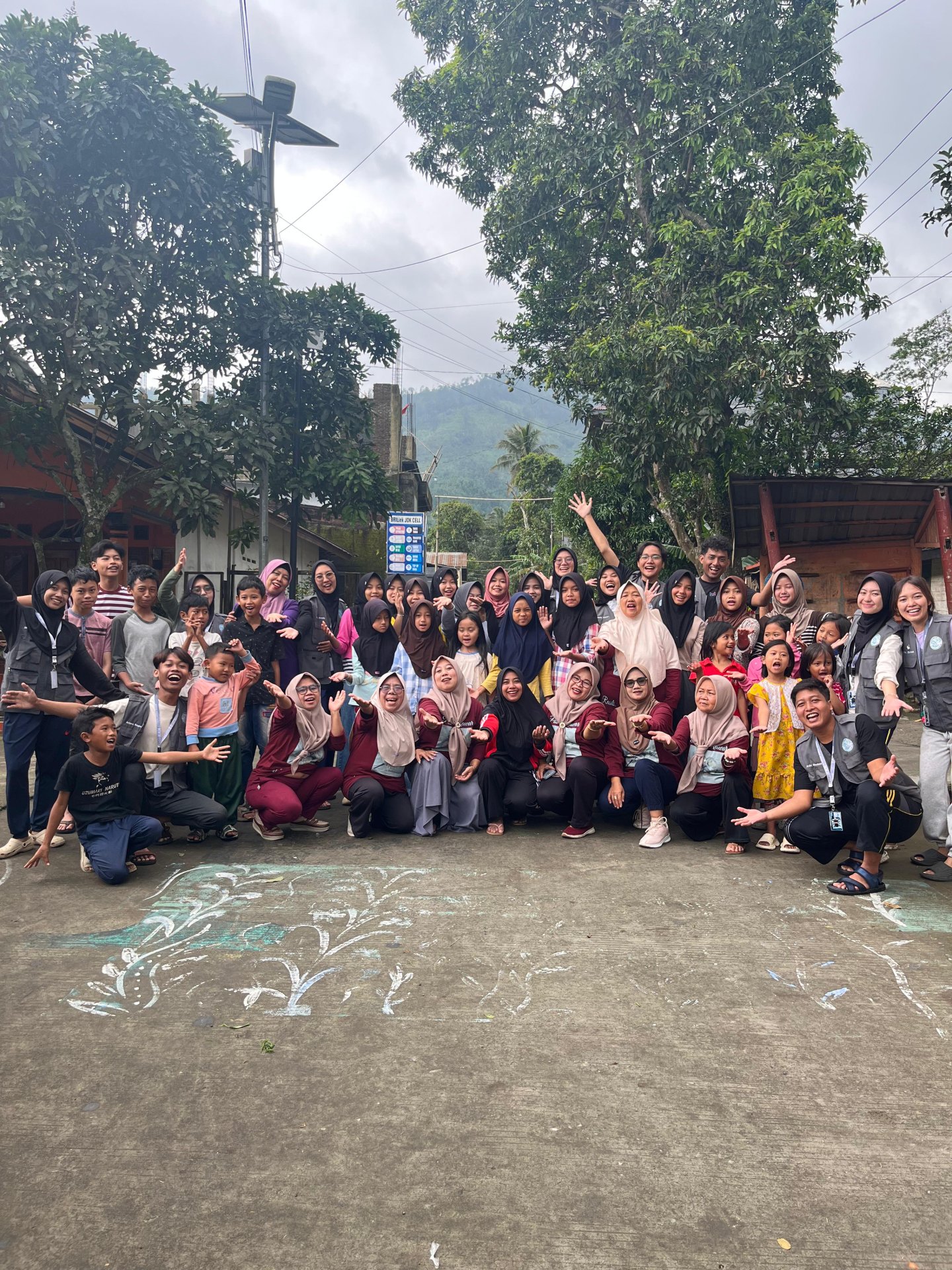 Senam Bersama Posyandu Remaja dan Sosialisasi Anemia