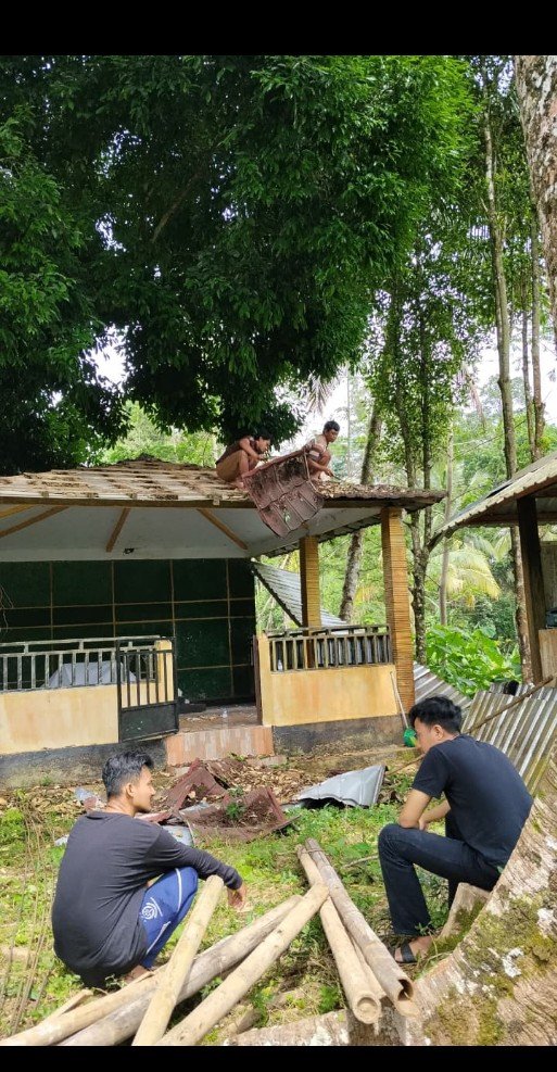 Renovasi Makam Mbah Besuki