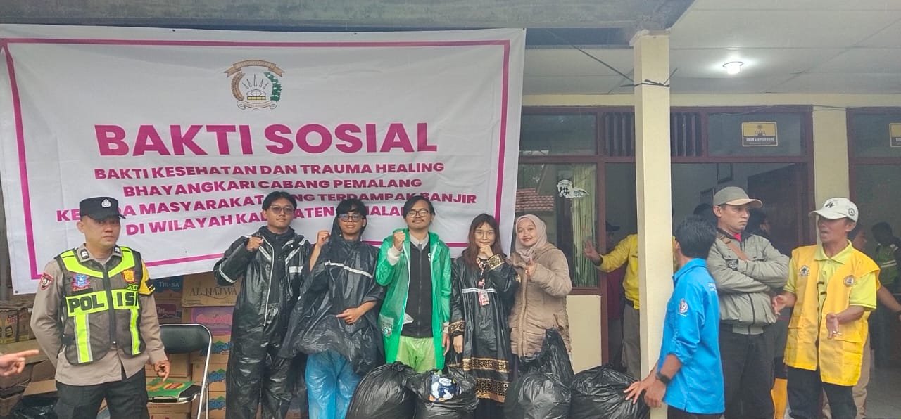 Bantuan sosial bencana banjir pulosari