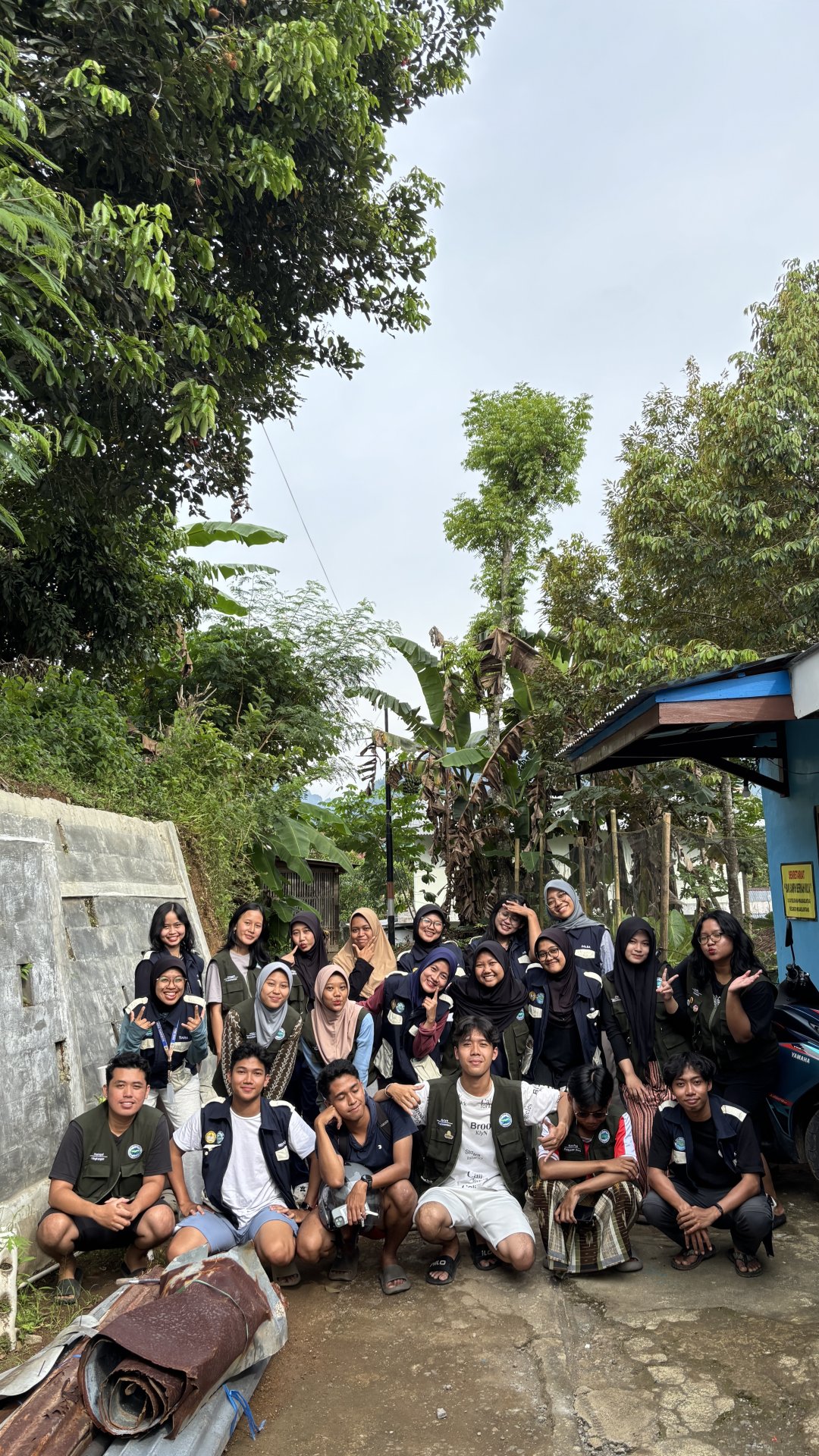 Pembuatan Properti Program Kerja dan Kunjungan dari Tim KKN Trimulyo - Minggu, 25 Januari 2026