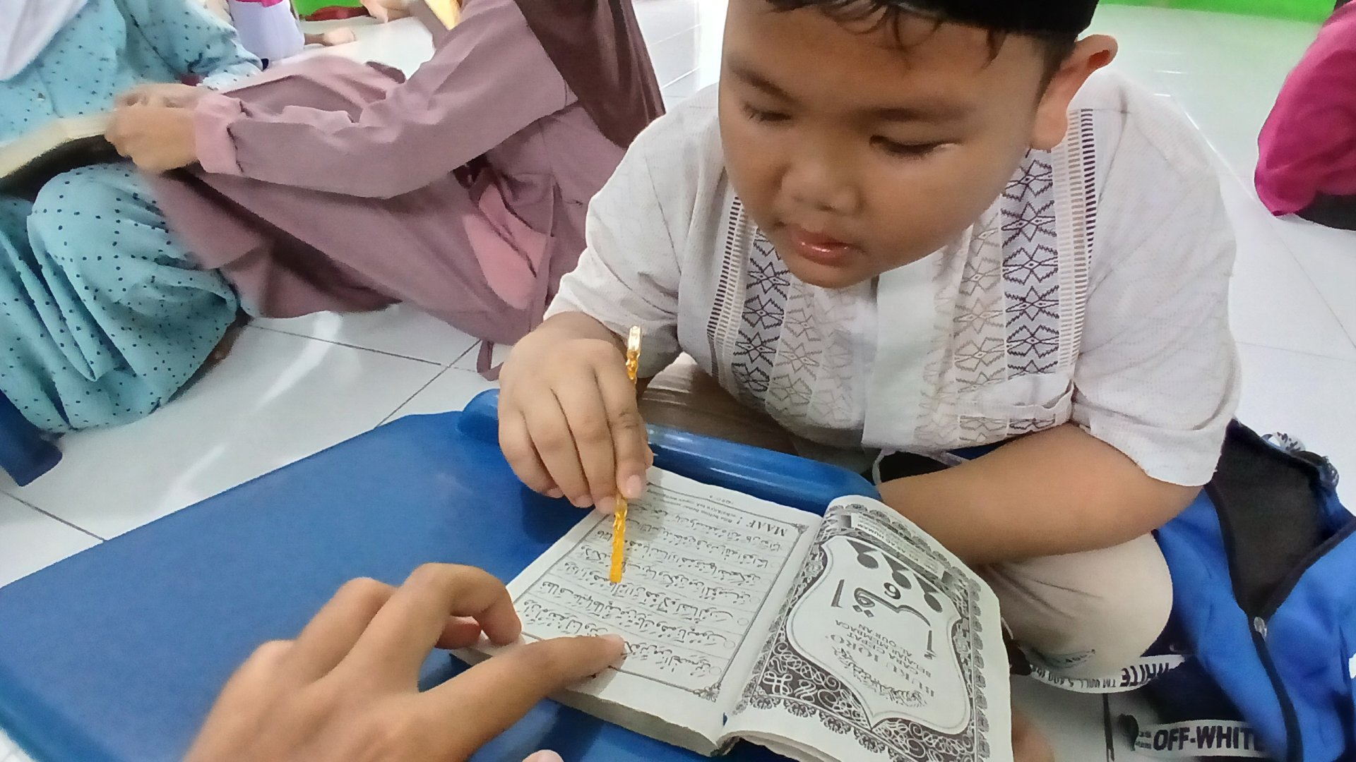 Pengajaran Al-Qur’an dan Iqra di TPQ