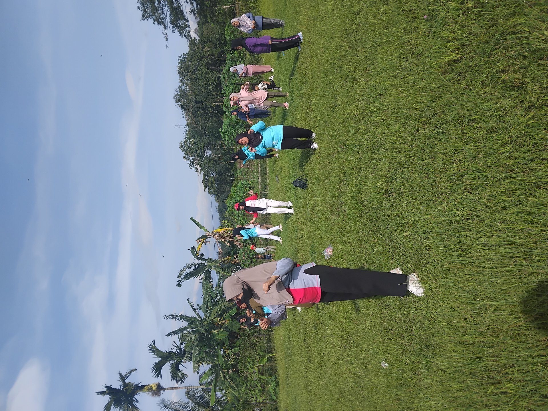 Senam Dengan Warga Wanogara Wetan