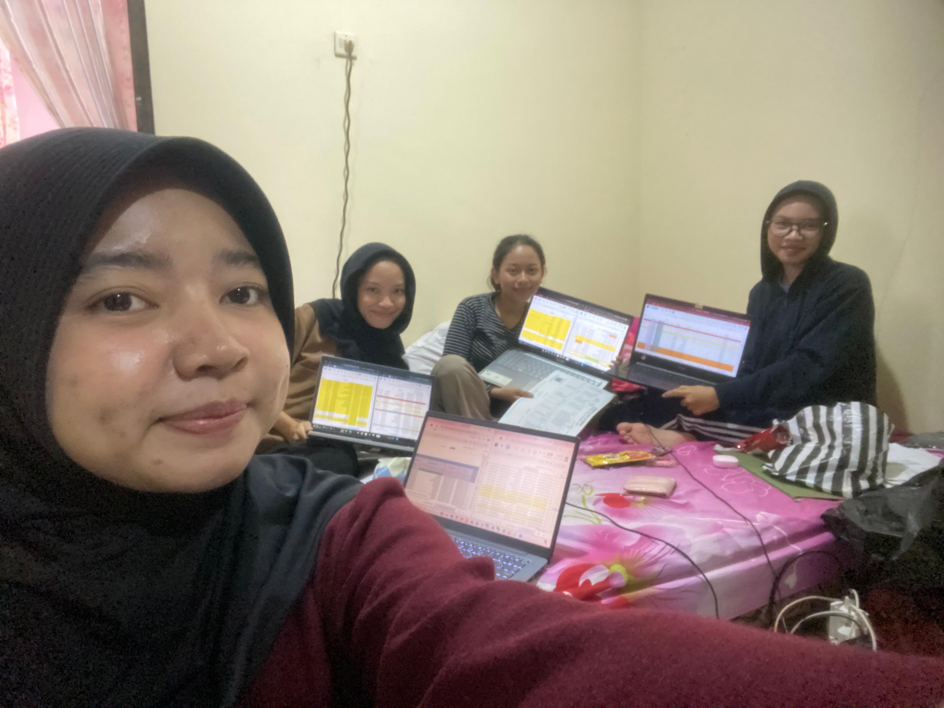 Mengupdate data penduduk