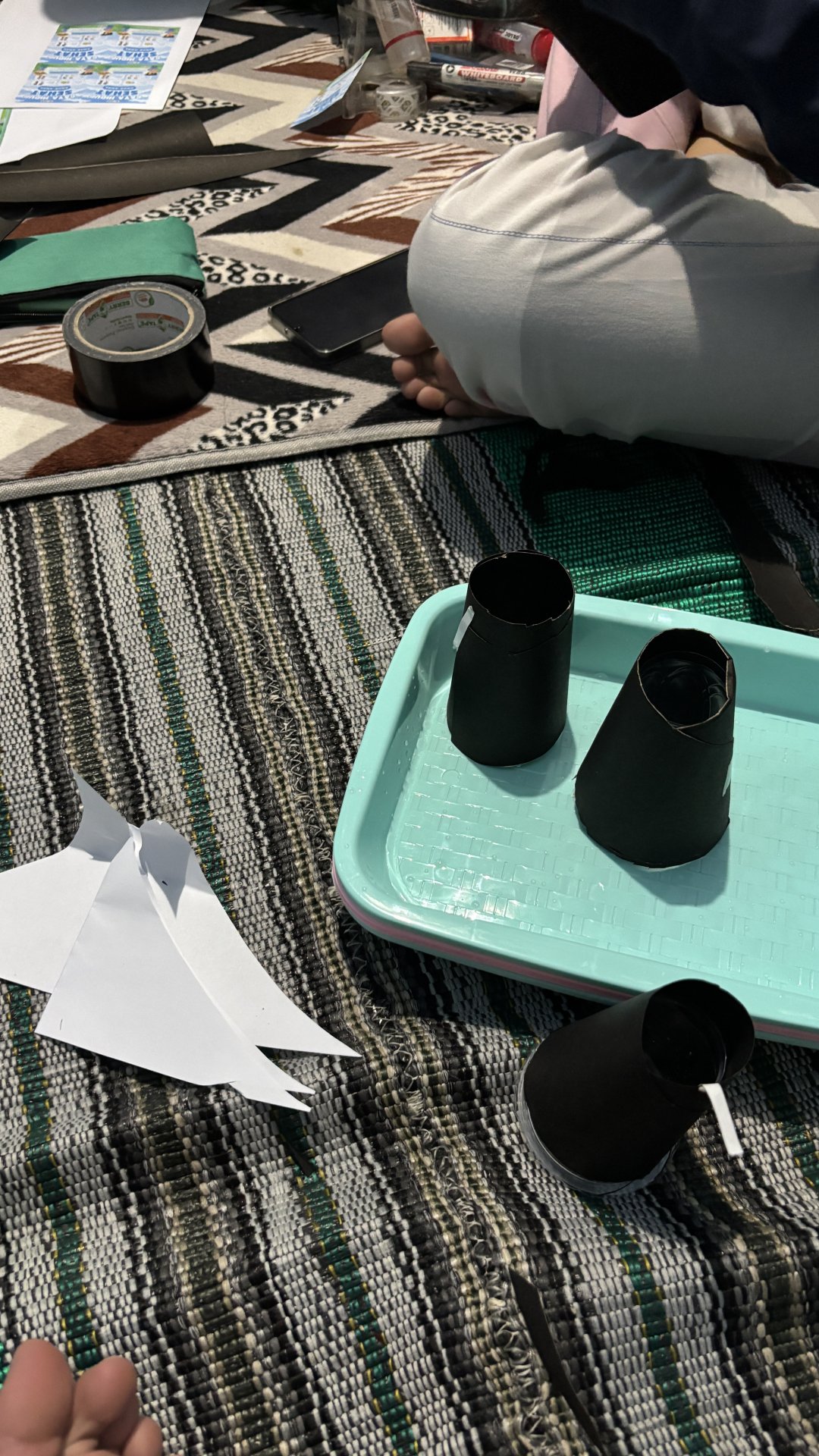 Penyiapan Logistik dan Materi Pembelajaran untuk Praktik Sains Gunung Berapi bagi Siswa