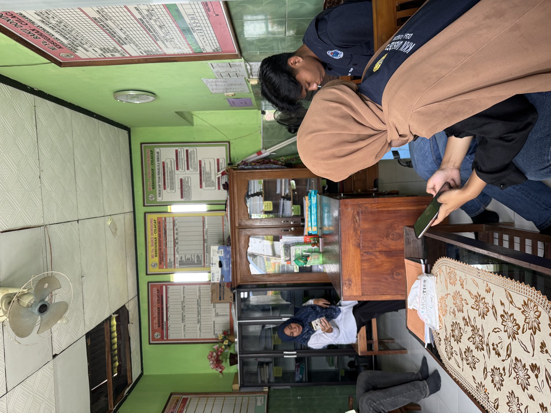 Kunjungan ke MI Ya. Bakii Dondong