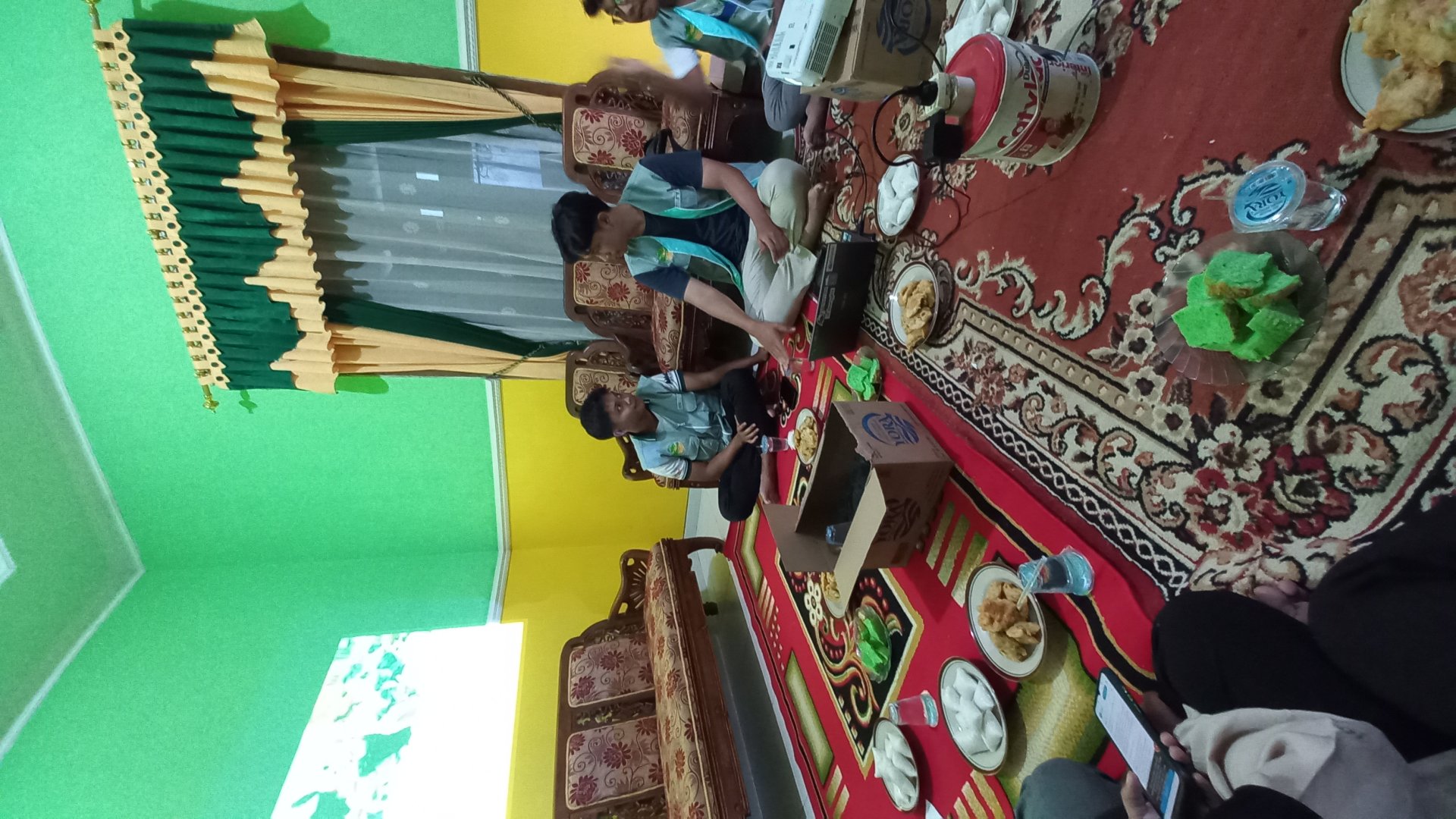 Sosialisasi pemilahan sampah