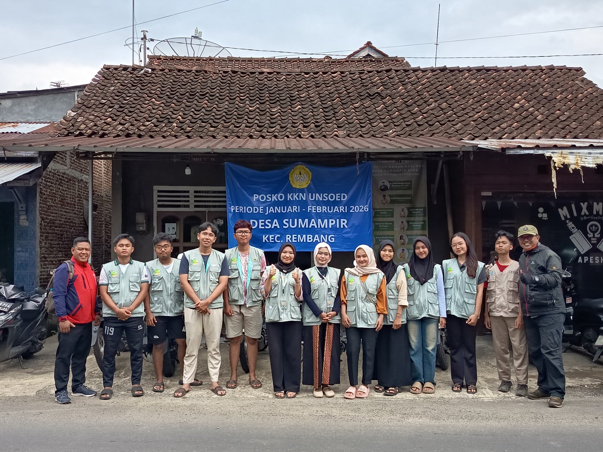 Kunjungan DPL ke posko