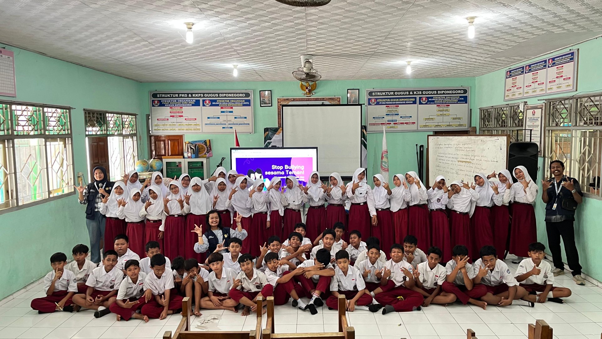 KKN DAY 20 (SOSIALISASI ANTI BULLYING DAN PENGOLAHAN SAMPAH)