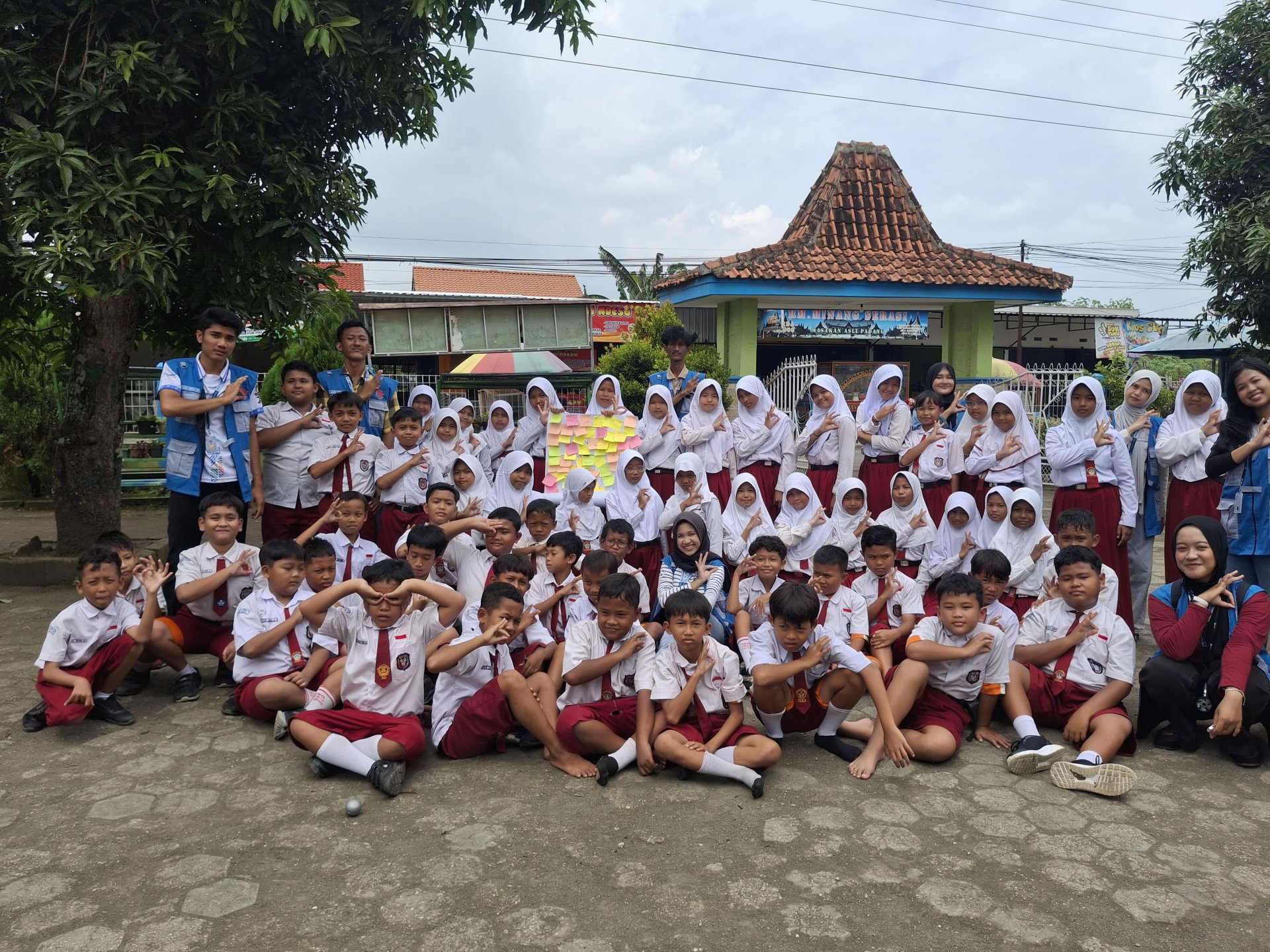 Sosialisasi Anti Bullying