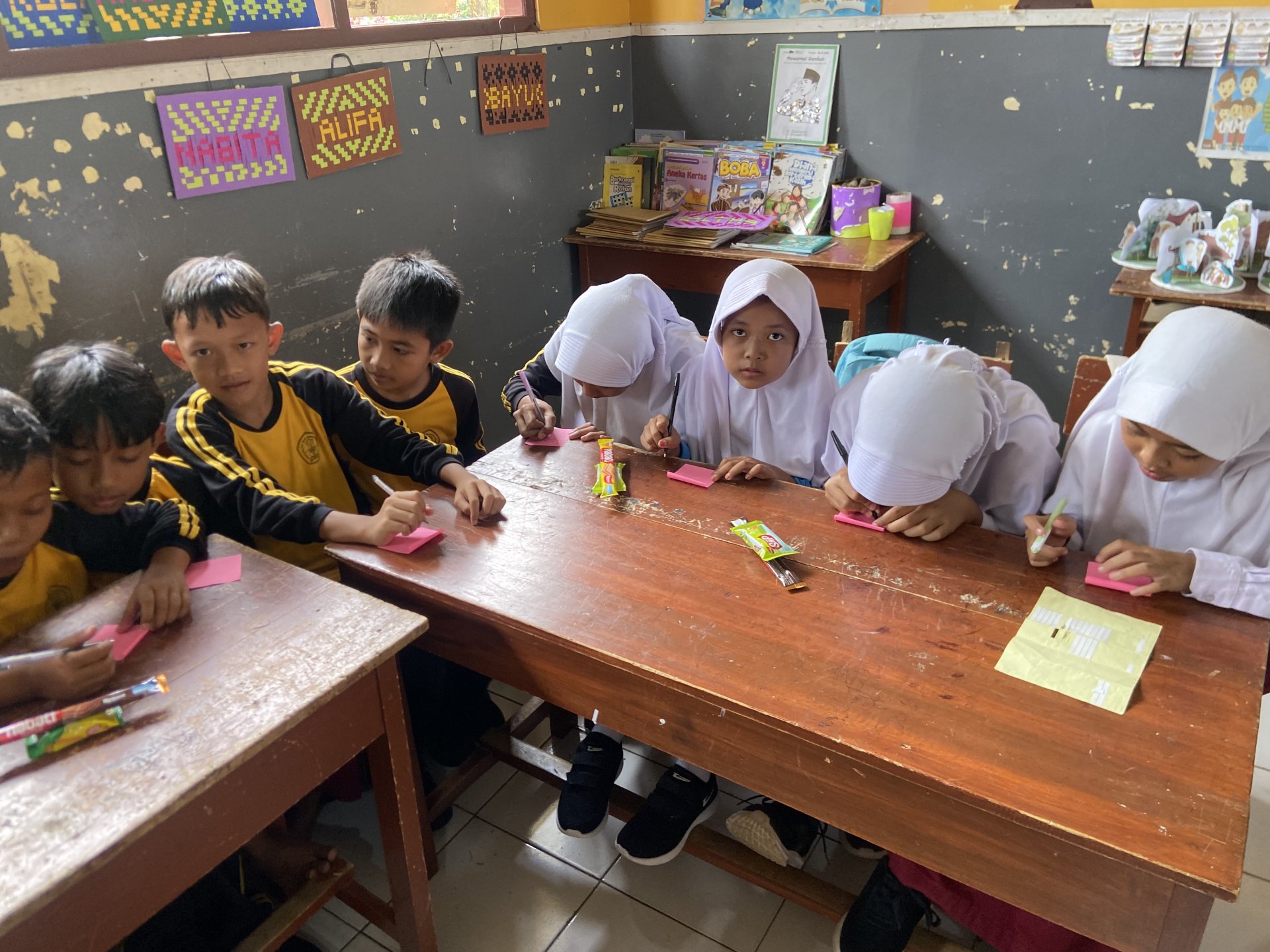 KKN MENGAJAR: MENGENAL BENCANA DAN CUACA, KUNJUNGAN KOORDINATOR KKN BANYUMAS KE POSKO