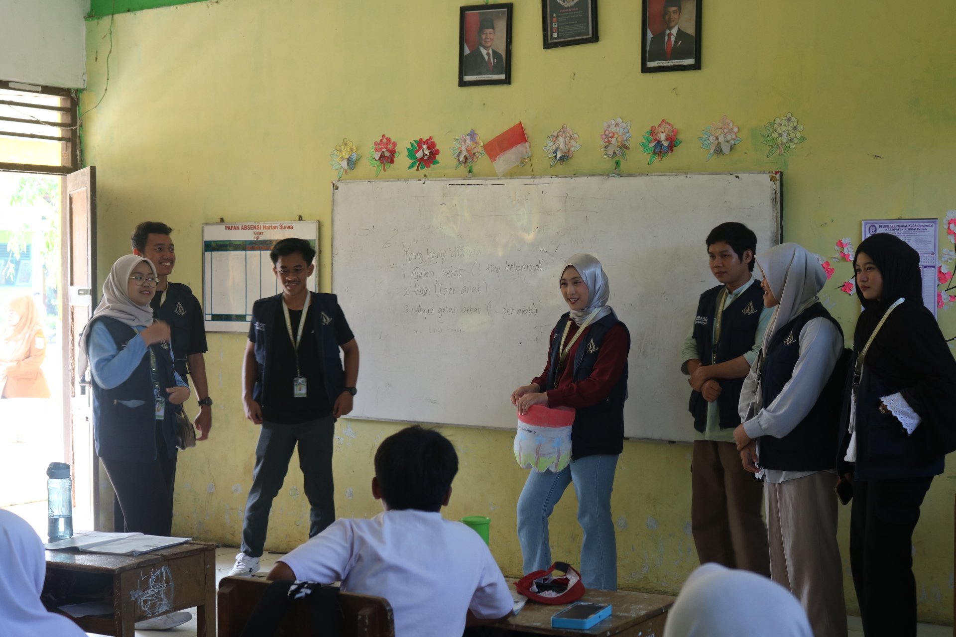 kunjungan ke SDN 1 bantarbarang untuk persiapan proker pendidikan x lingkungan