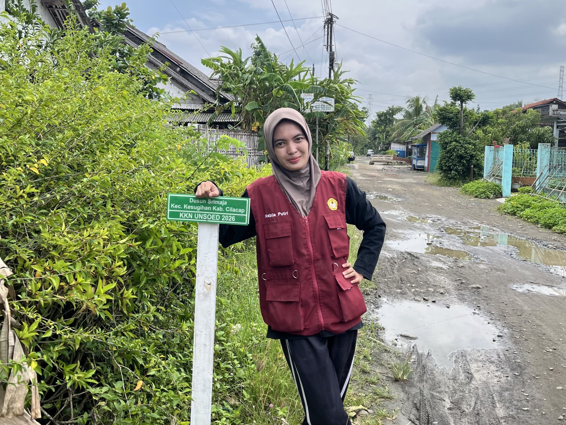 Pemasangan Plang Nama Dusun