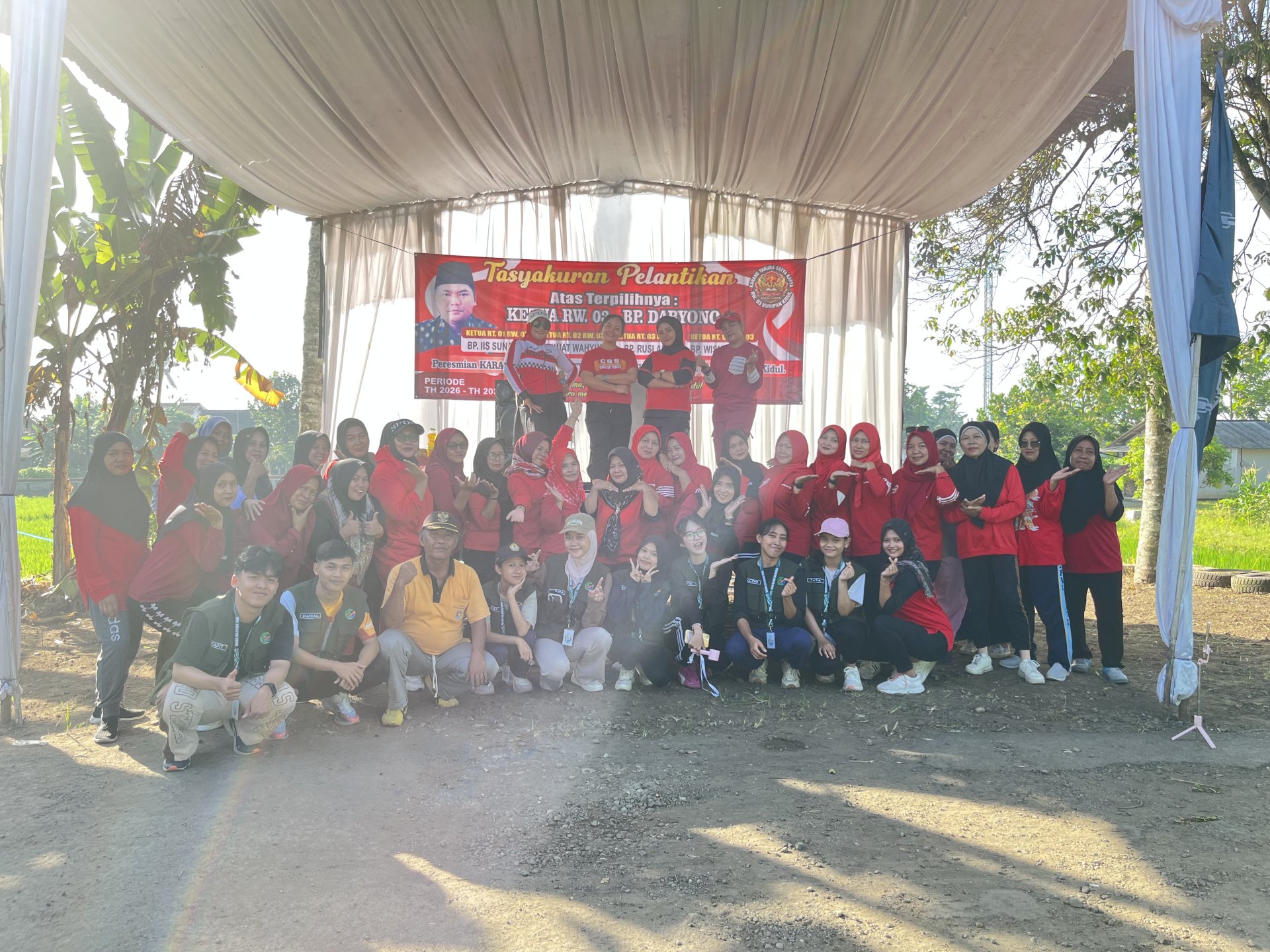 Kegiatan Senam Sehat Bersama Warga-warga Dusun 2 Desa Kuripan Kidul