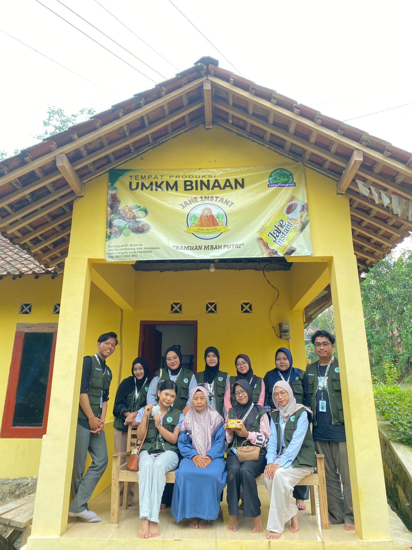 Piket Desa, Kunjungan UMKM, Pendampingan QRIS, dan Bimbingan Belajar